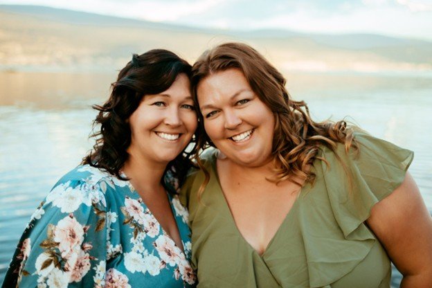 Co Owners of Water Waves certified swimming instructor teaching lessons in Penticton