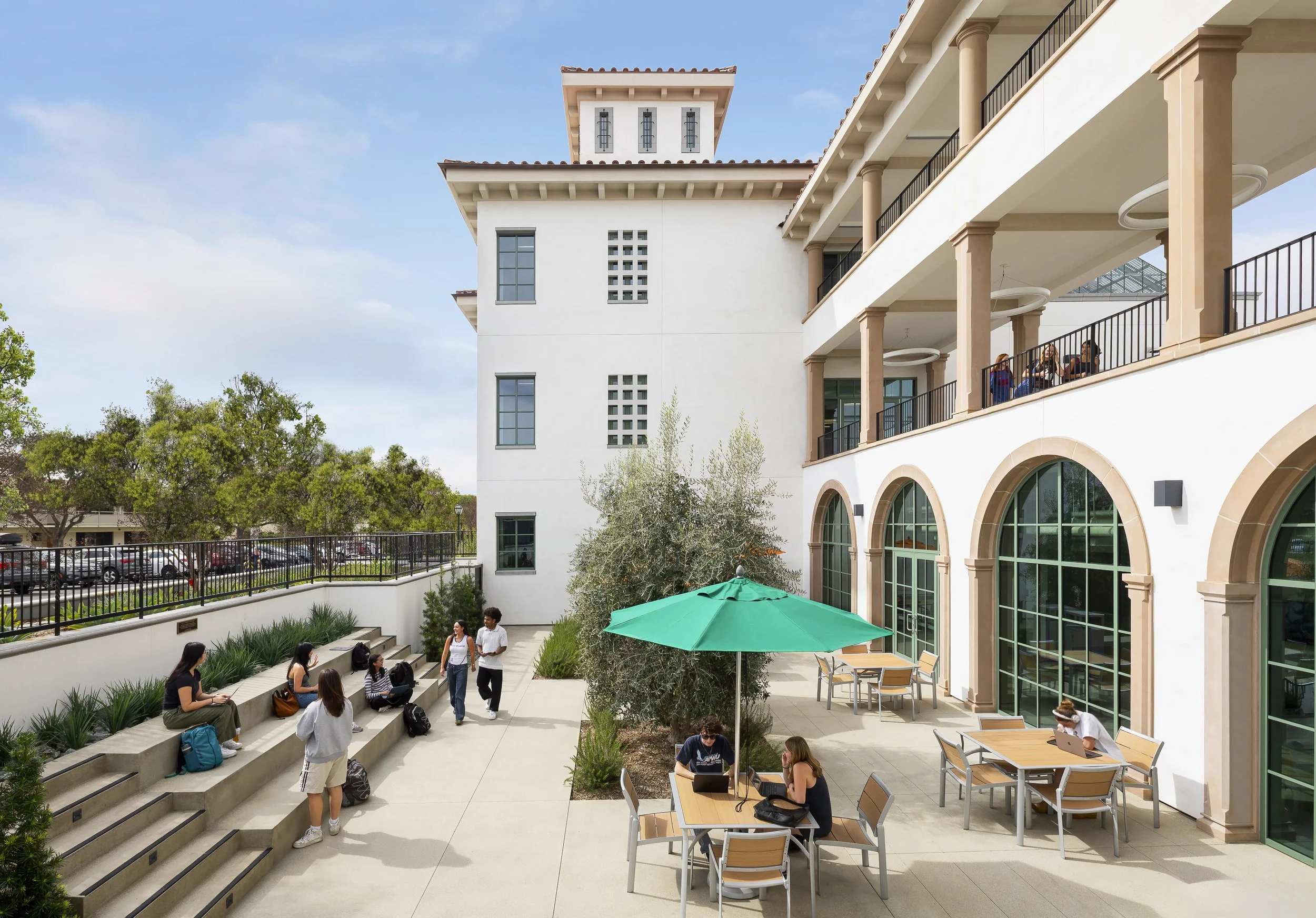 Designing Science Spaces That Balance Performance and Sustainability ...