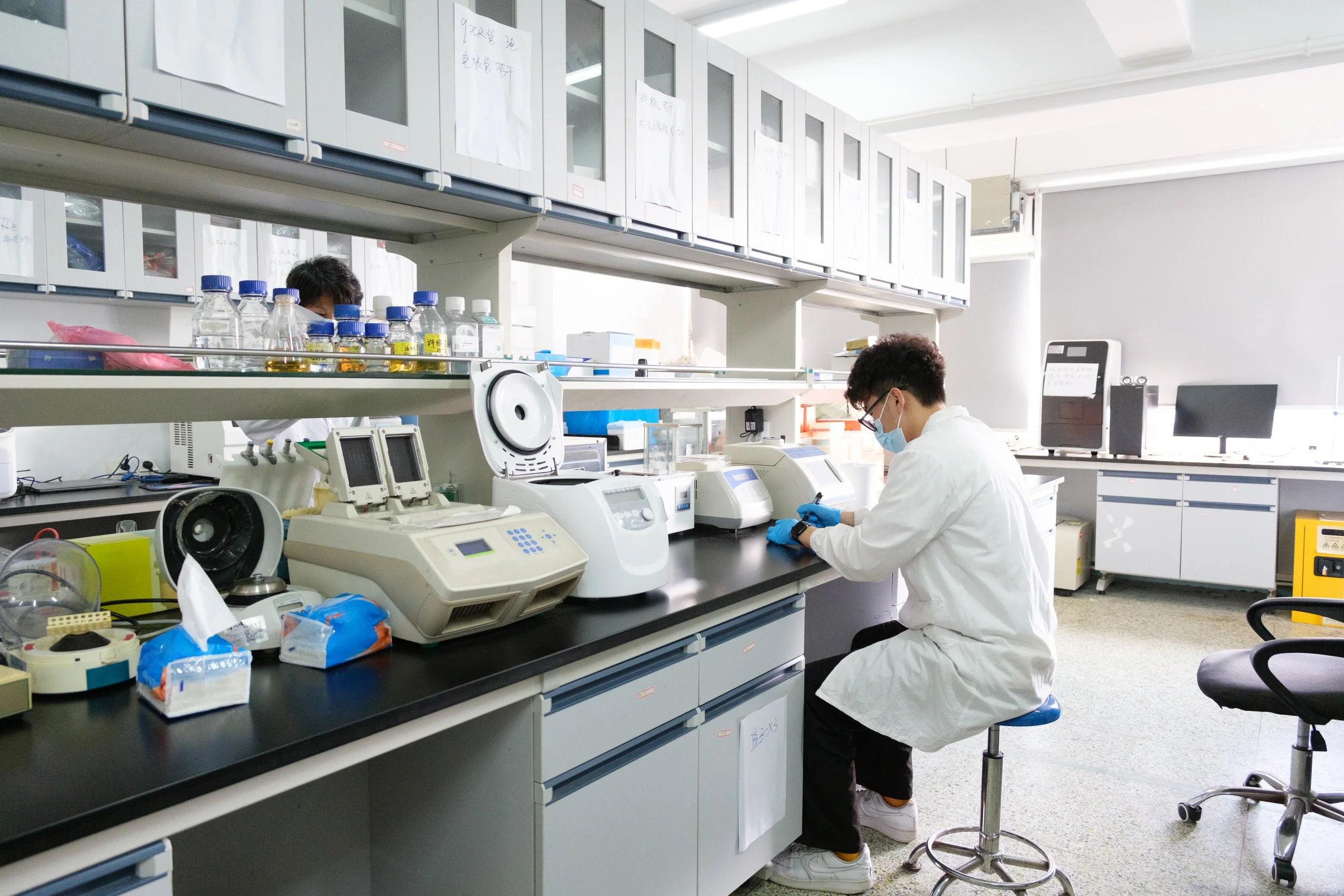 Best Practices in Building Flexible and Affordable Labs