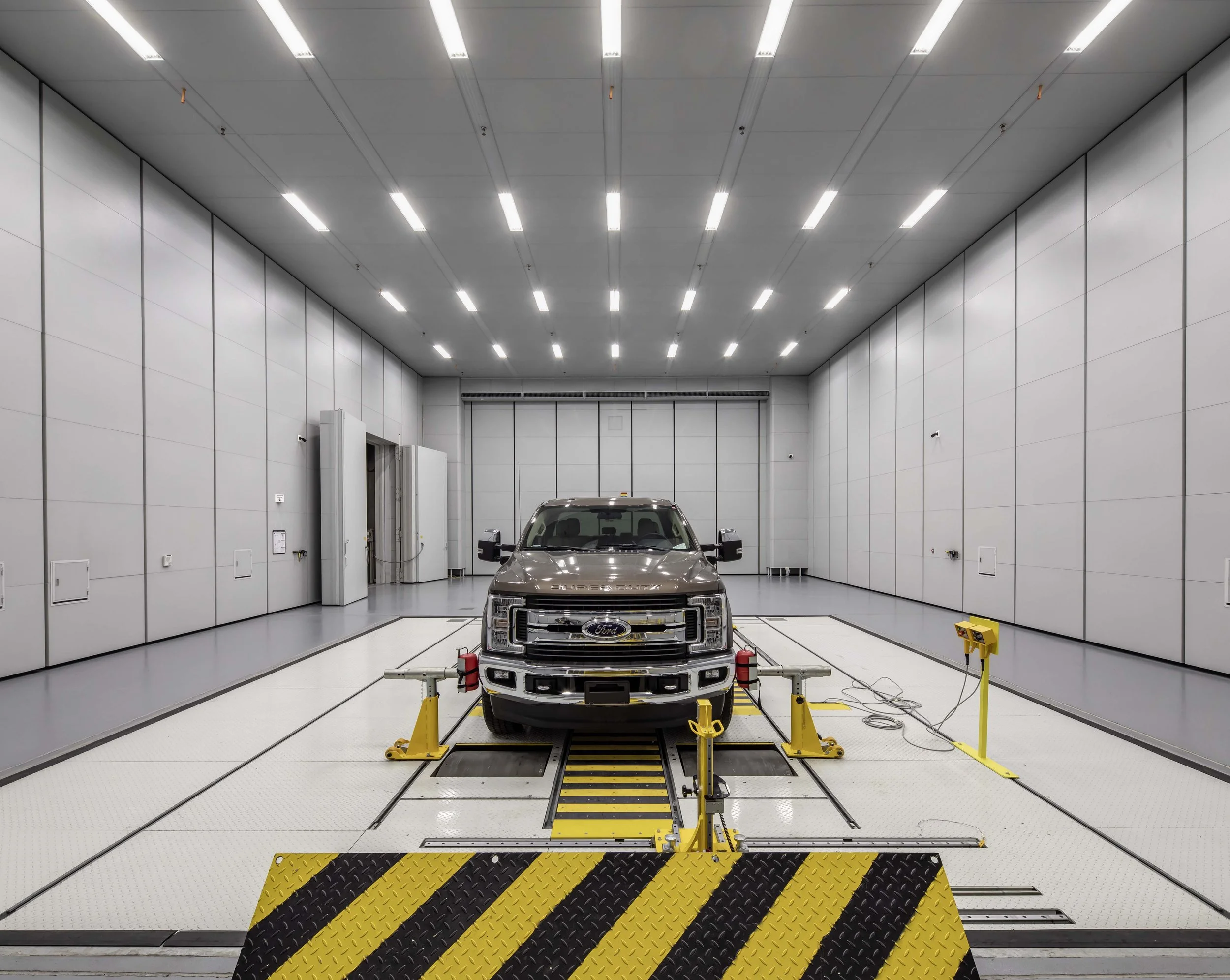 Drop Car Lab Ford’s Five Goals Drive Dynamics Lab Development — Lab Design News