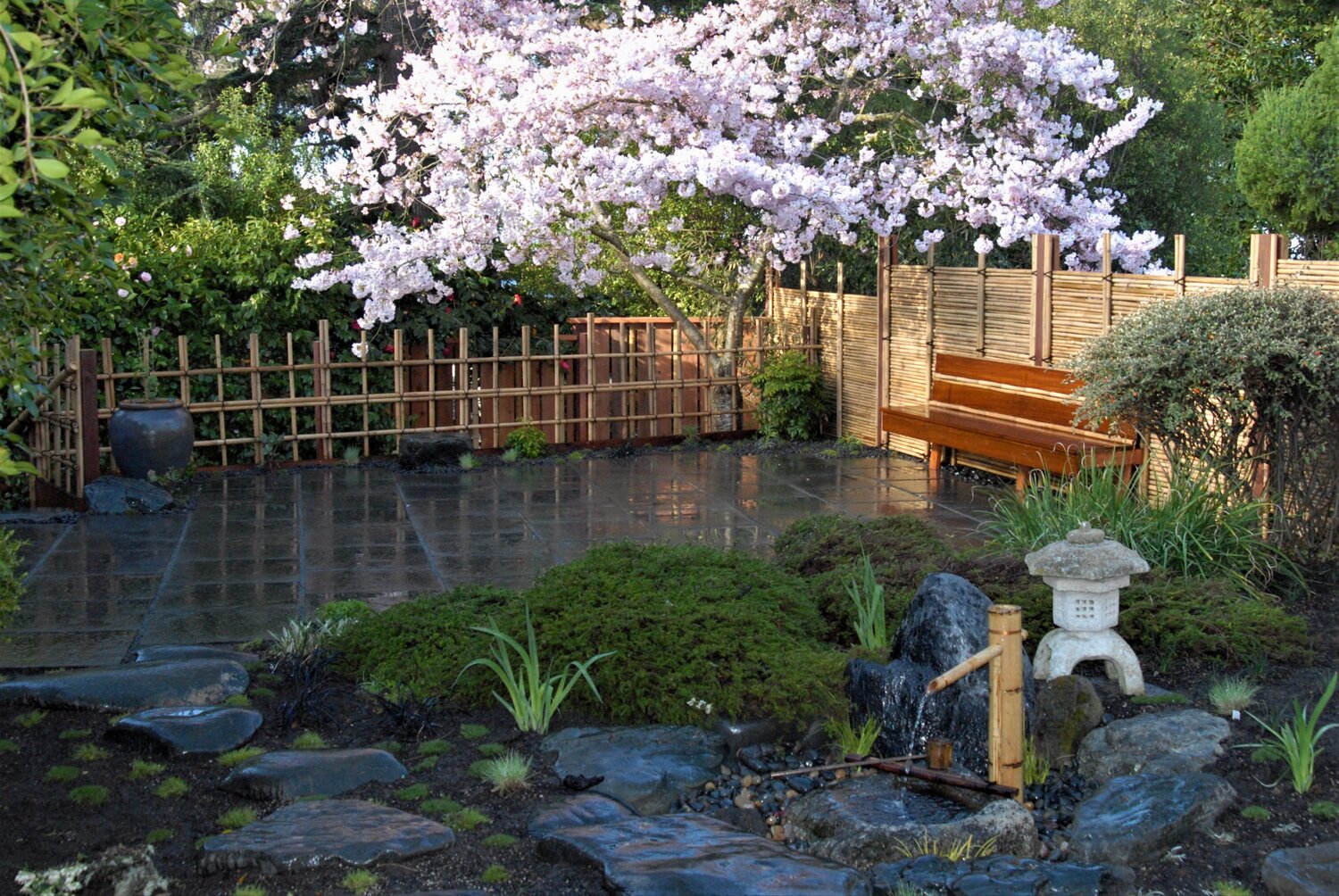 Japanese Garden Design In Sf Bay Area Berkeley Ca Br Japanese Style Fence Fountain Water Feature Tea House Patio Zen Garden Design Zen Master Gardens