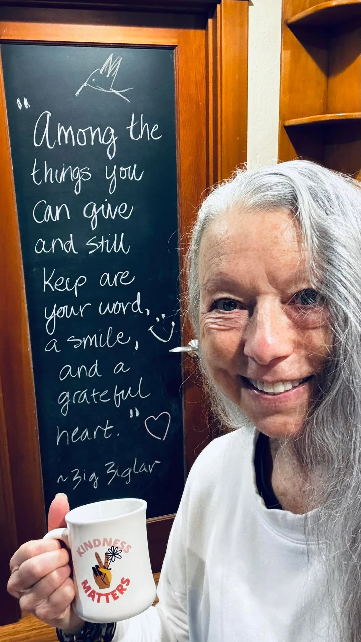 The ☕️Coffee with Portia series 2026:

🫶🧚&zwj;♂️🫶🌻🫶

&ldquo;Among the things you can give and still keep are your word, a smile, and a grateful heart.&rdquo;

~Zig Ziglar

💜❤️🧡💚💙

#pilatesillustrated #grateful #livelovelife #movementheals #k