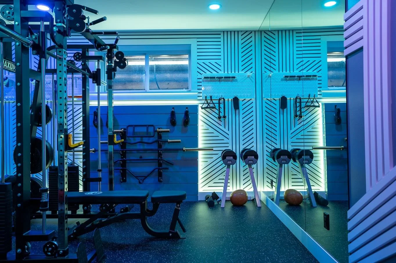 No new equipment, but a brand new space&hellip; a literal Glow Up 💡 

Home Fitness elevated with Smart Lighting, Storage and Detail 

See more on this space on the next Home Gym TV episode coming next week 😈 

Join the Home Gym Experience and book 
