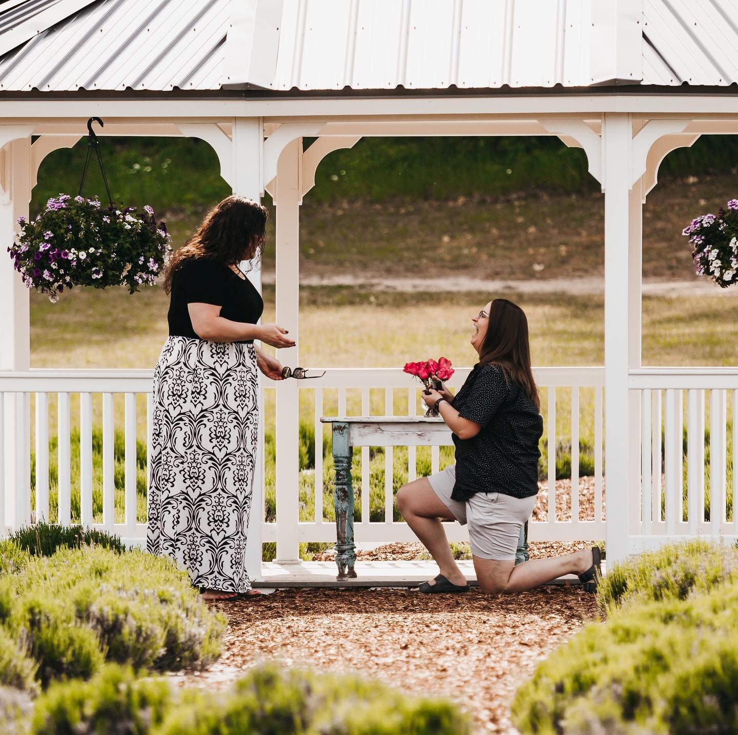 Okay but why was I so nervous when I was not the one proposing?! It was so fun and exciting to shoot my first proposal! Cheers to Staci and Erin!
.
.
.
.
.
.
.
#proposal #westmichiganphotographer #westmichiganphotography  #lgbt #loveislove #engaged #