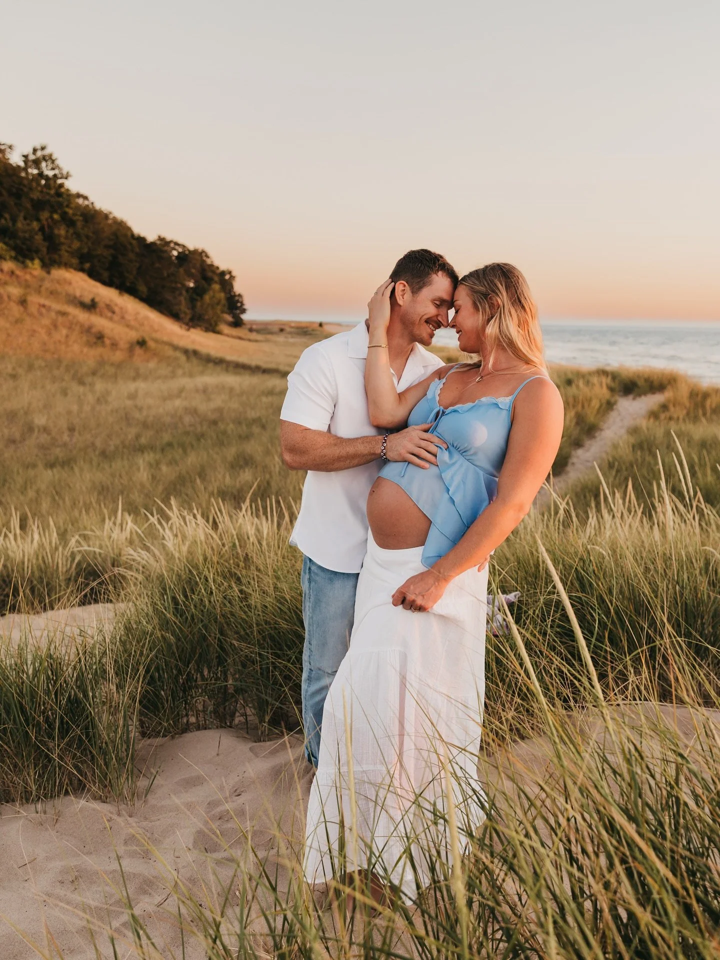 the perfect sunset session with the wesleys

.
.
.
.
Grand Rapids photographer, west Michigan photographer, family photographer