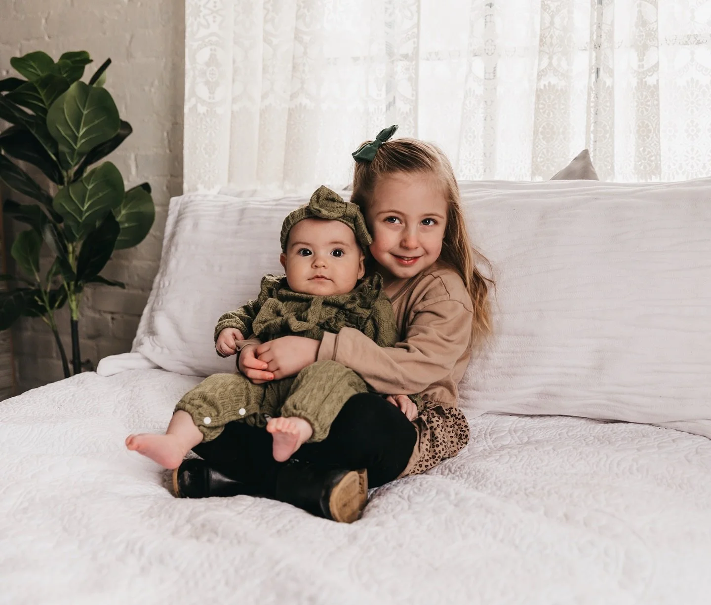 the donatelli girls 

Grand Rapids photographer, west Michigan photographer, family photographer