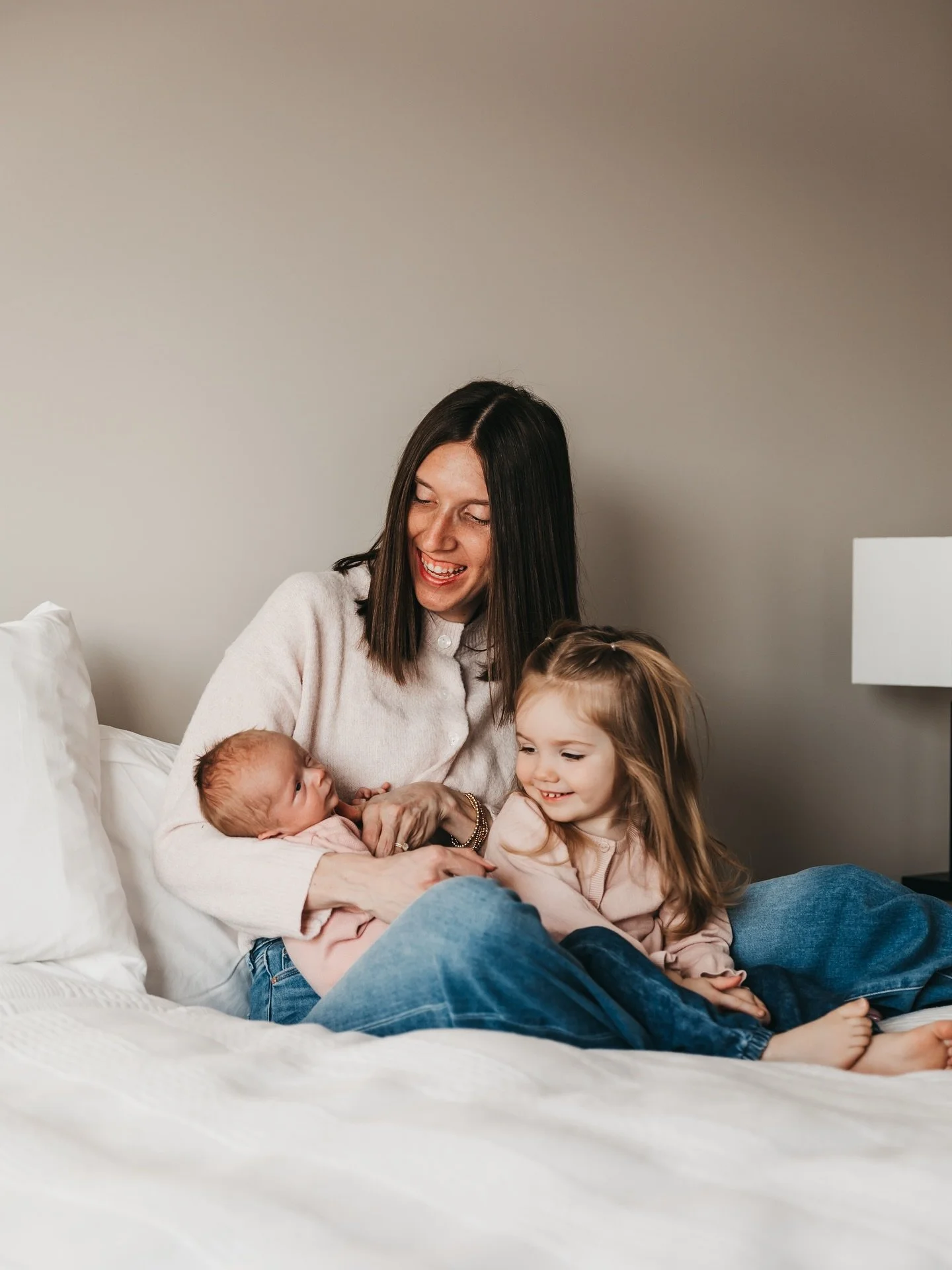 girl mom 

Grand Rapids photographer, west Michigan photographer, family photographer