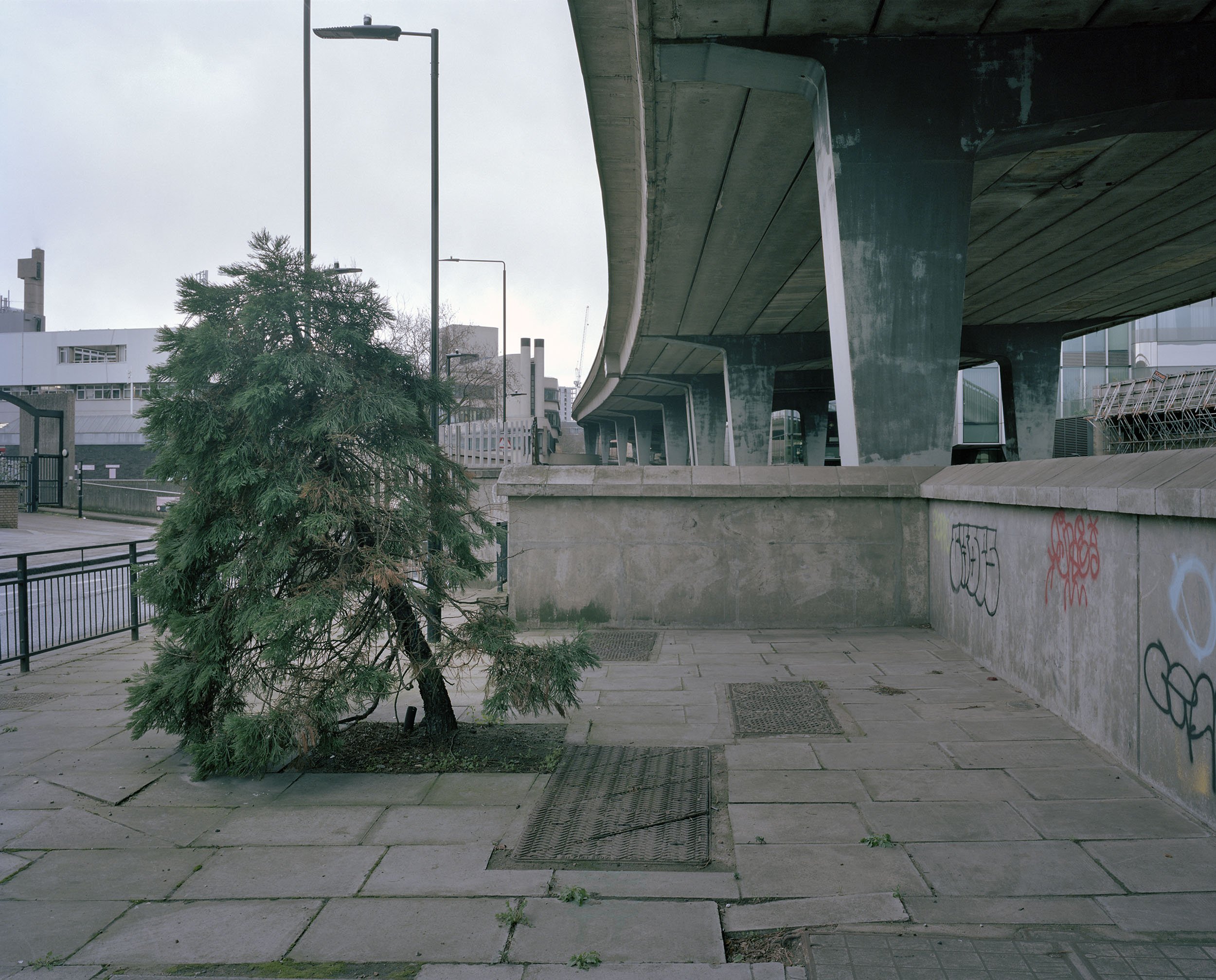 walking-the-westway-andrew-meredith-mass-collective-photography-architecture-00014.jpg