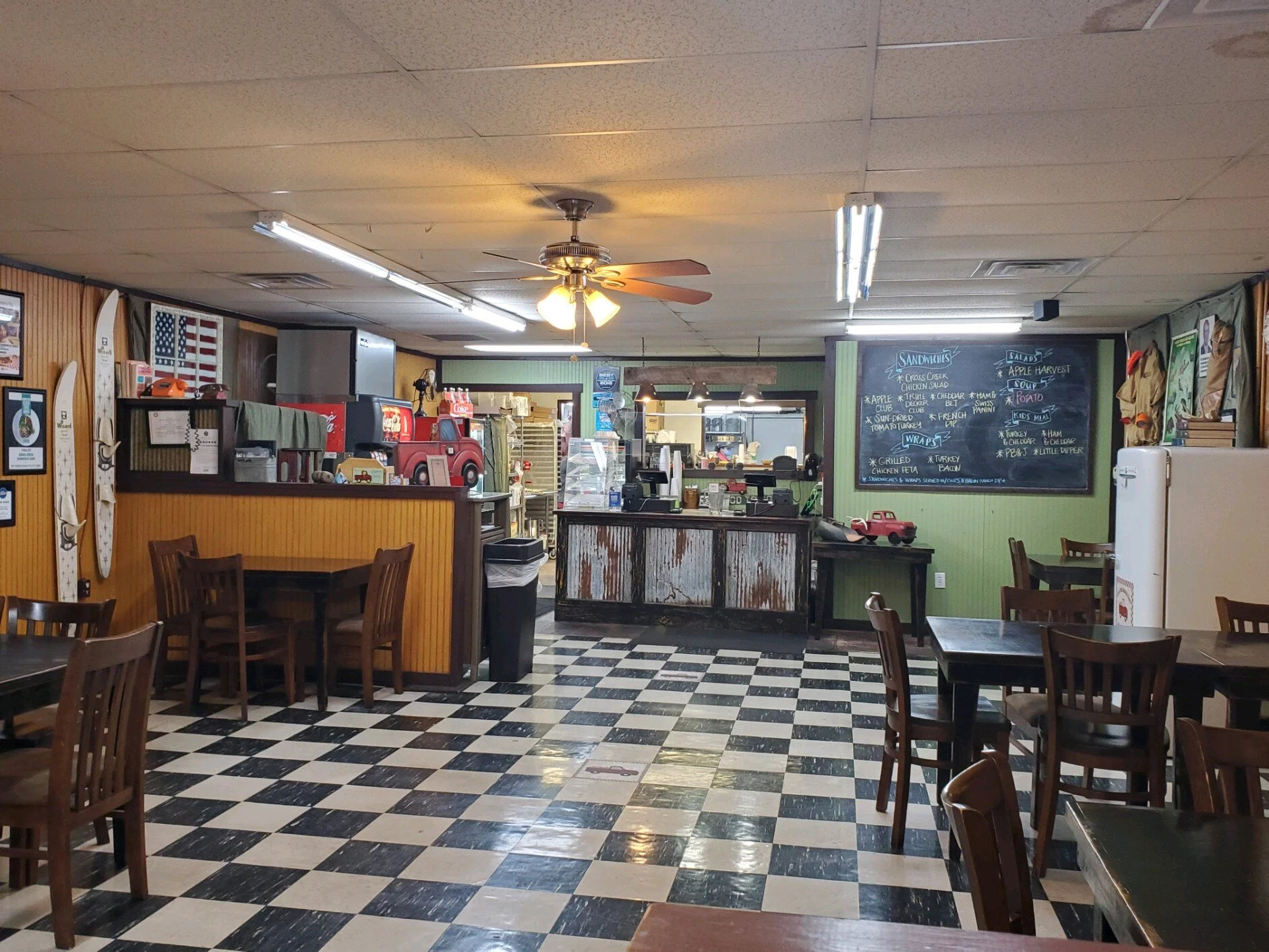 Cross Creek Sandwich Shop