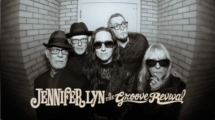 Jennifer Lyn and The Groove Revival: Electric E