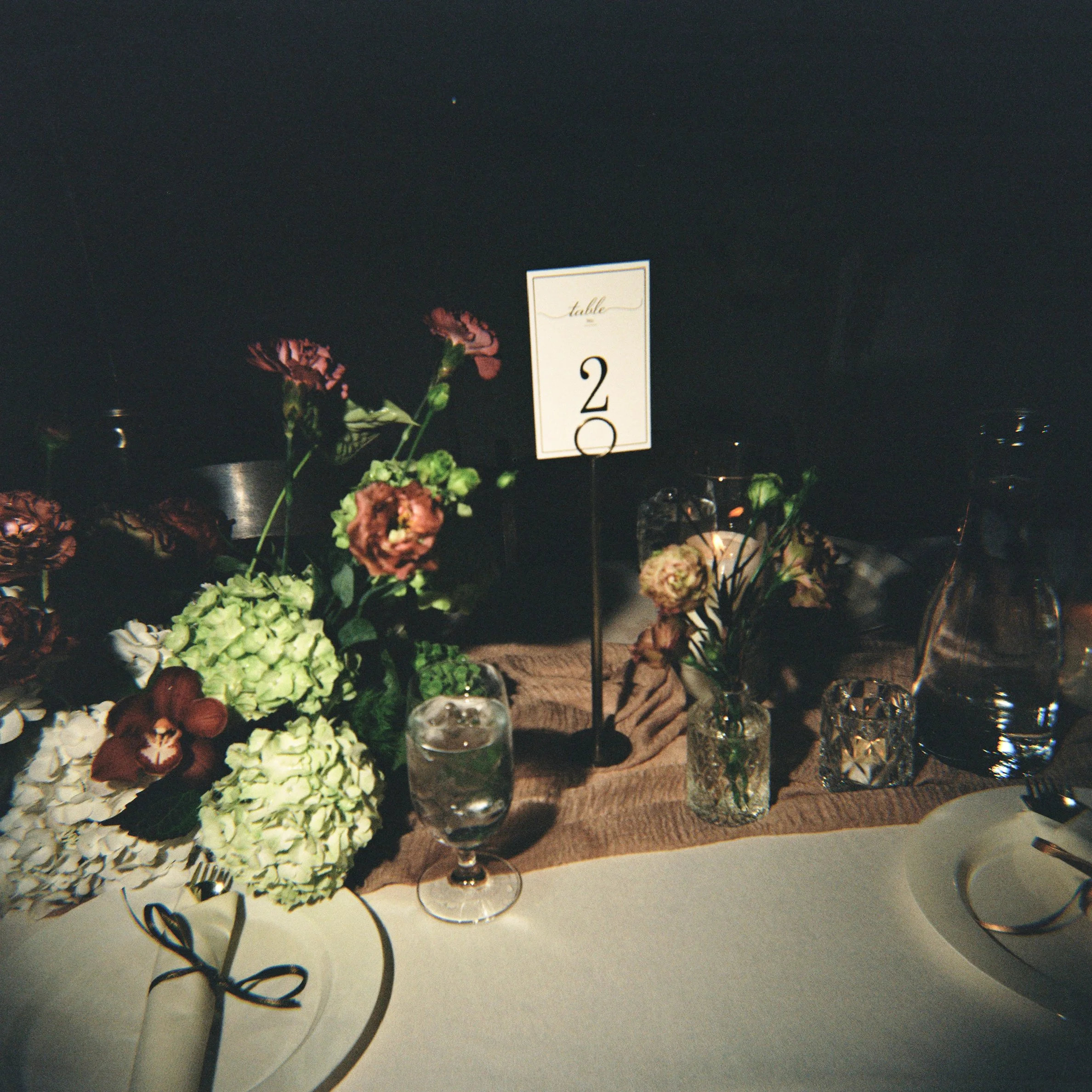 833041_001.jpg