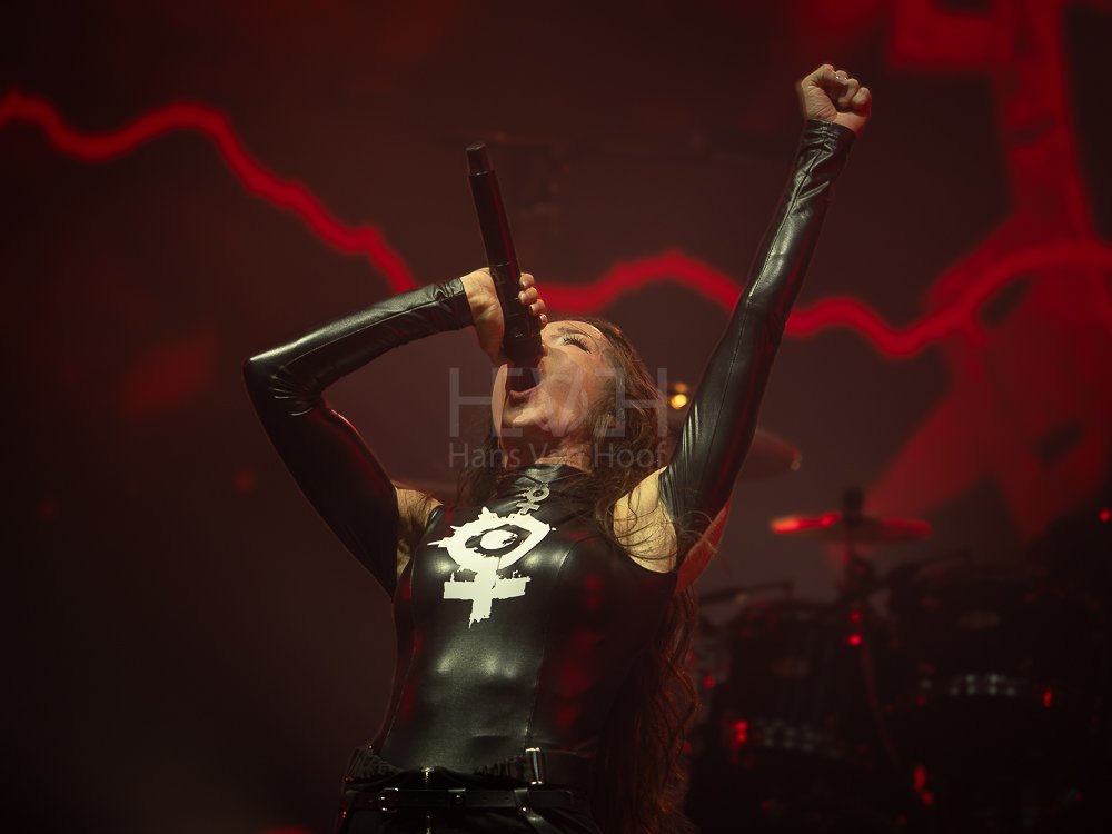 08-08-2026_Arch Enemy-37_Hans Van Hoof.jpg