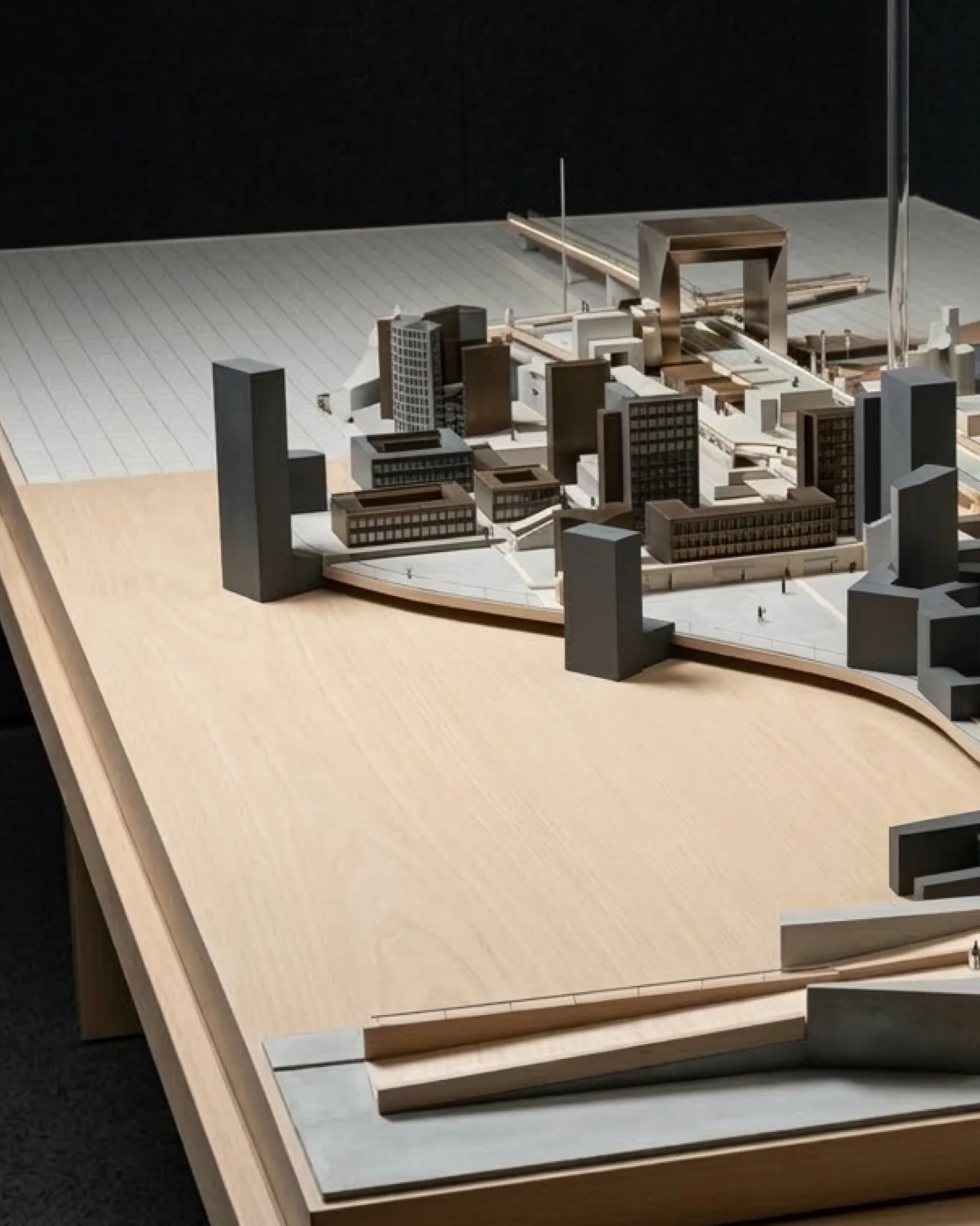 the tools we didn&rsquo;t have way back when&hellip;
#urbandesign #parismodern #haussmann #1989