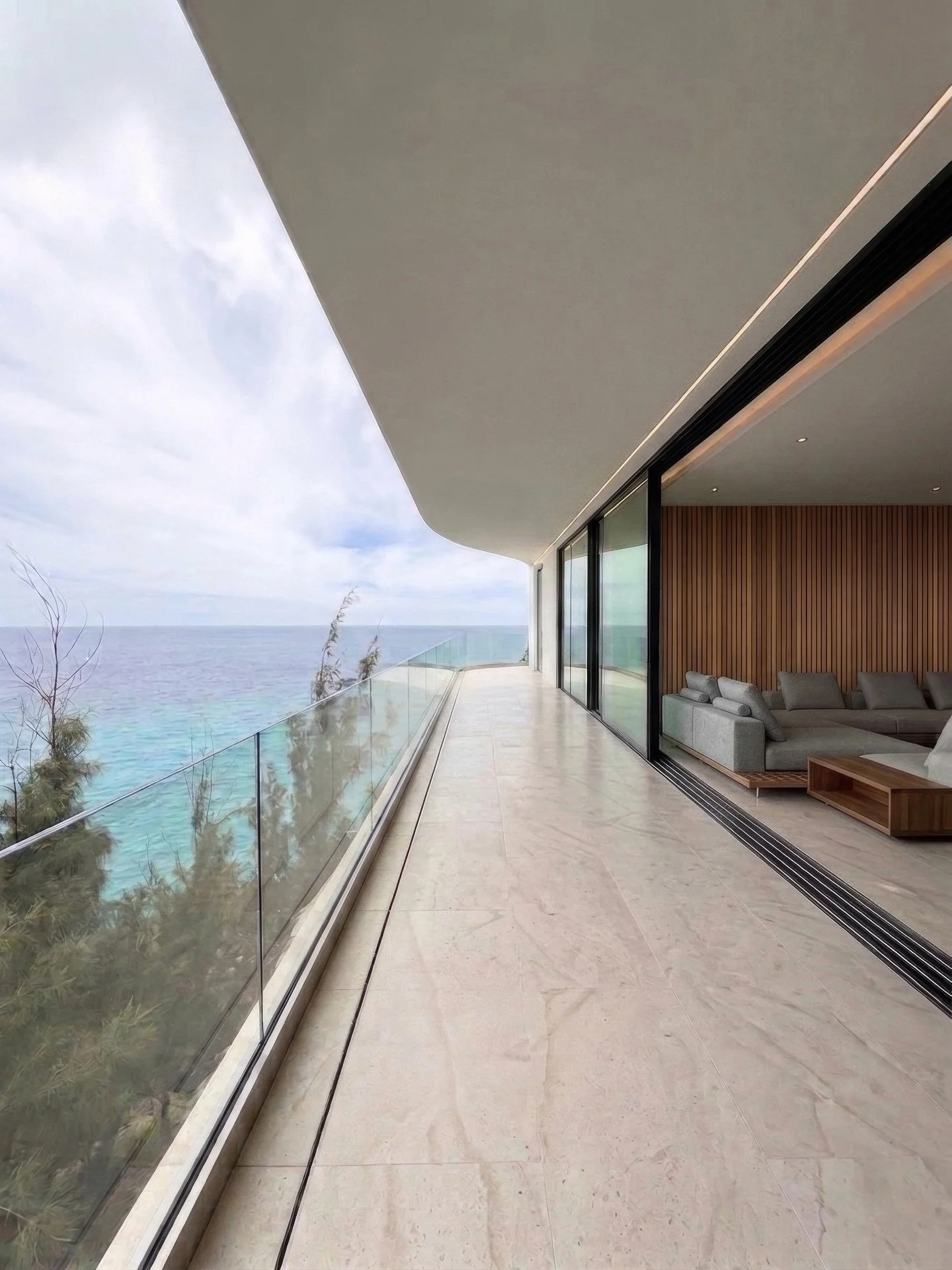 #tropicalmodern #hawaiimodern #architecture #luxurydesign