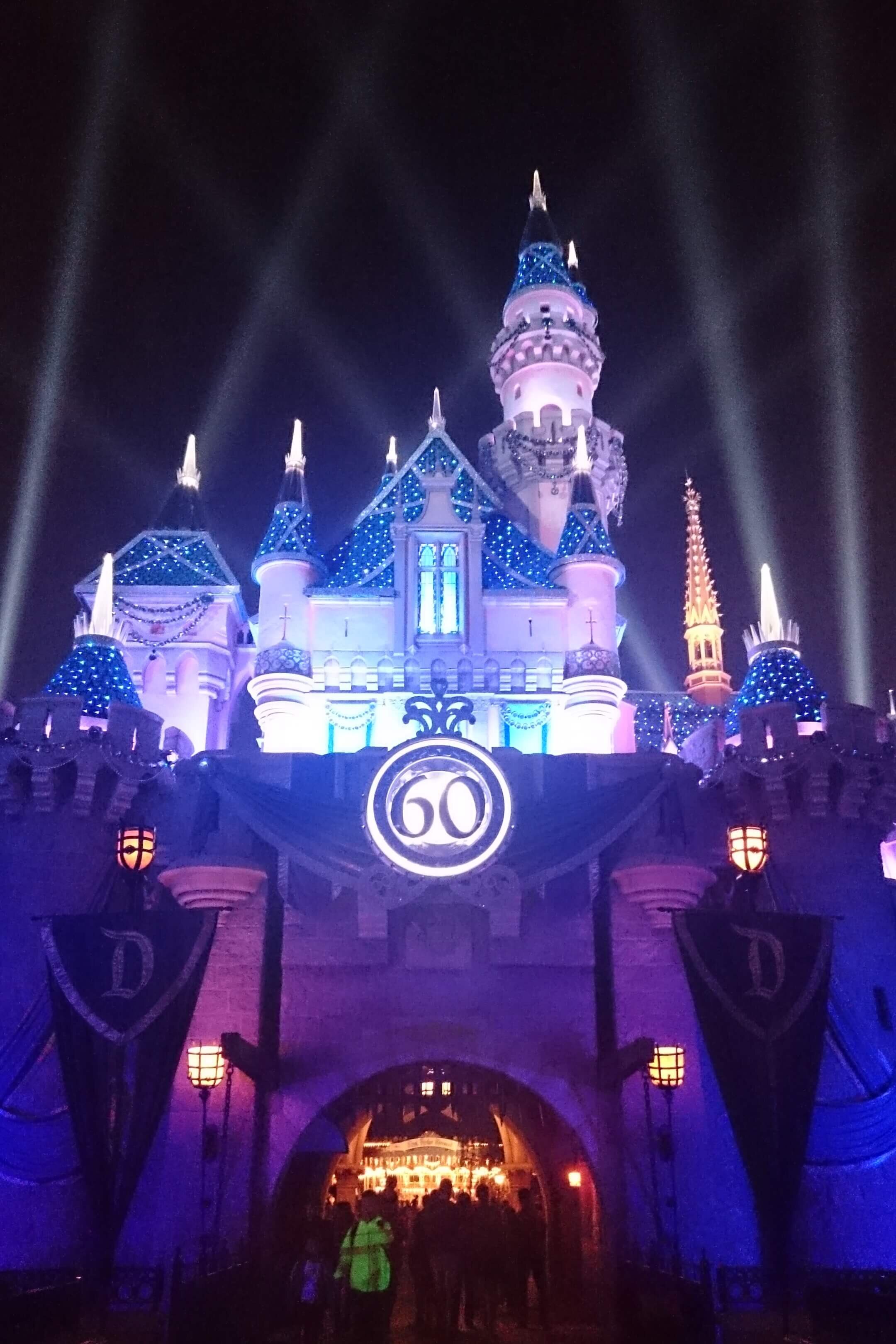 *Zamek Śpiącej Królewny* Disneyland Park Anaheim, Kalifornia Lipiec 2015