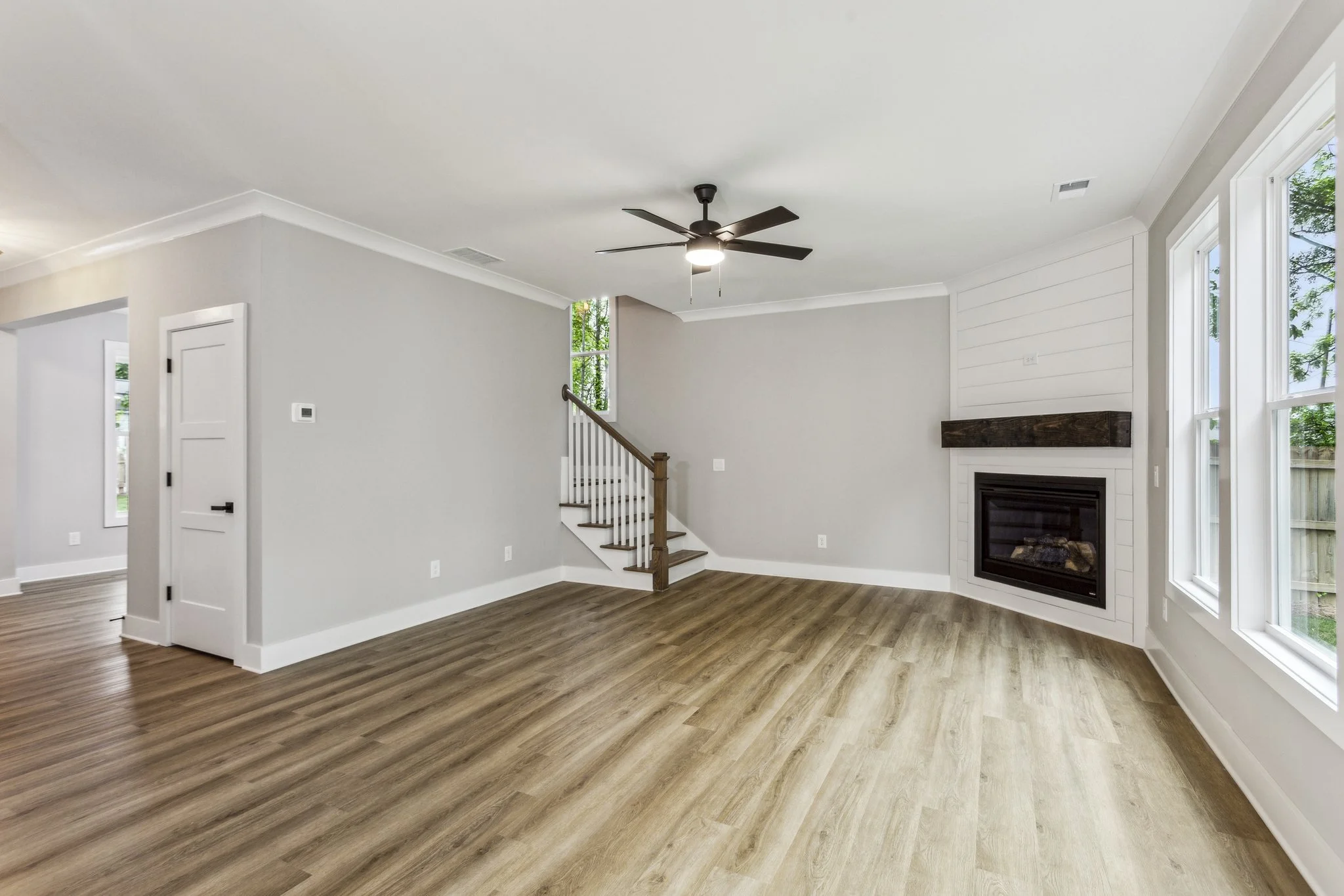 1701 Aircraft Dr_056.jpg