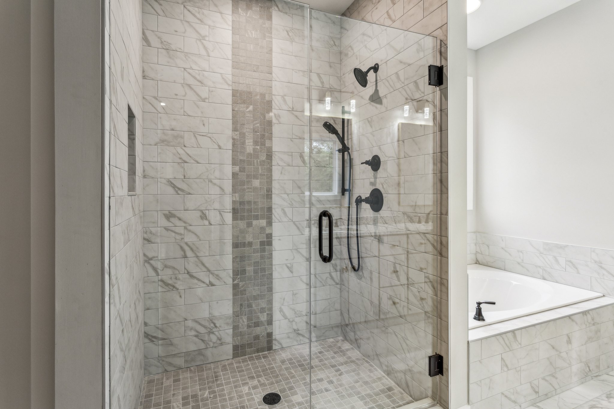 1701 Aircraft Dr_136.jpg