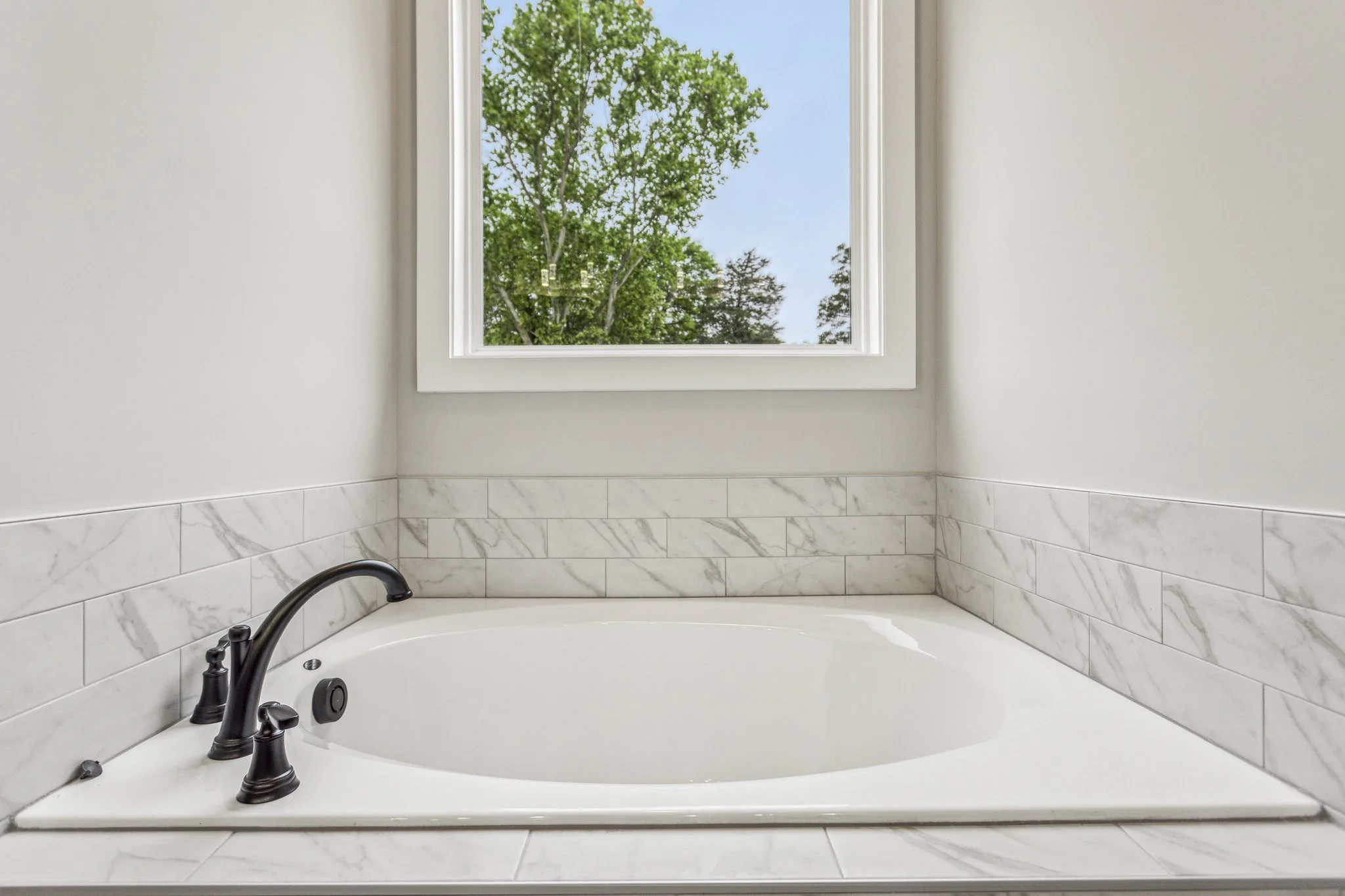 1701 Aircraft Dr_146.jpg