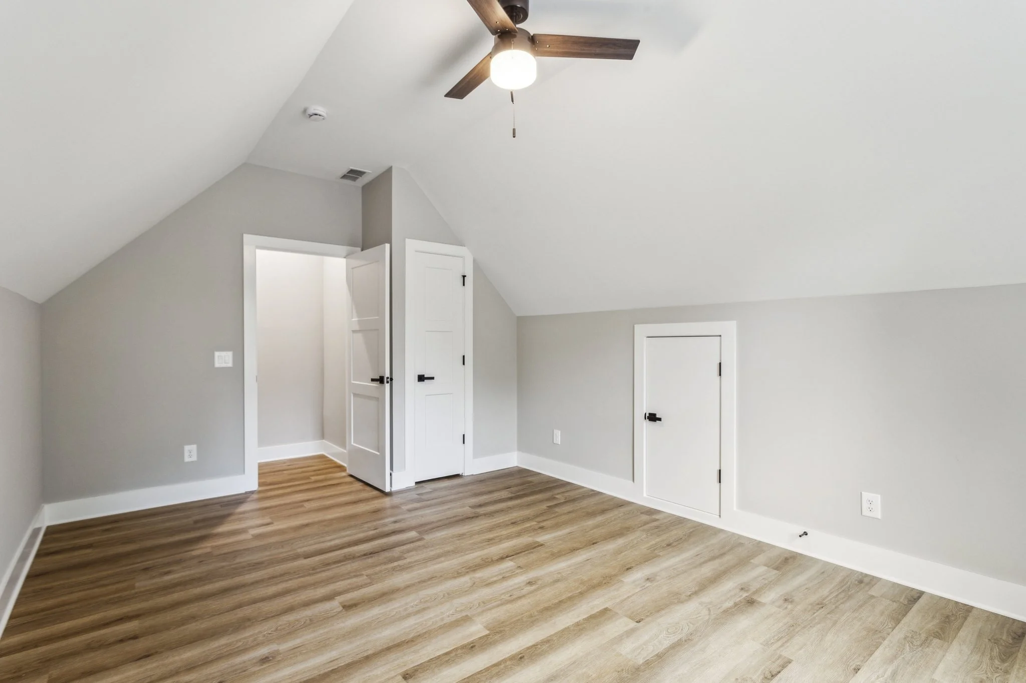 1701 Aircraft Dr_181.jpg