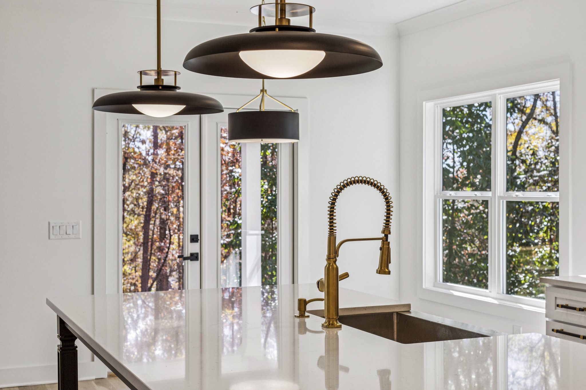 651 Chestnut Hill Rd_101.jpg