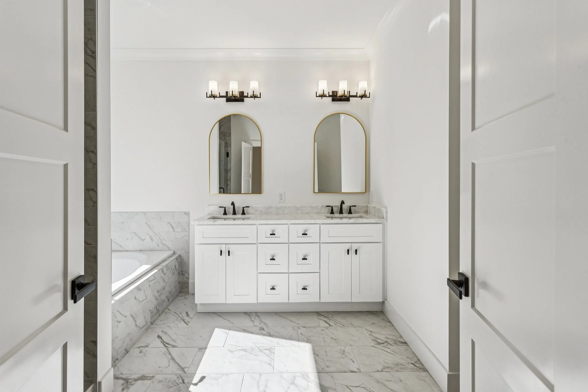 651 Chestnut Hill Rd_201.jpg