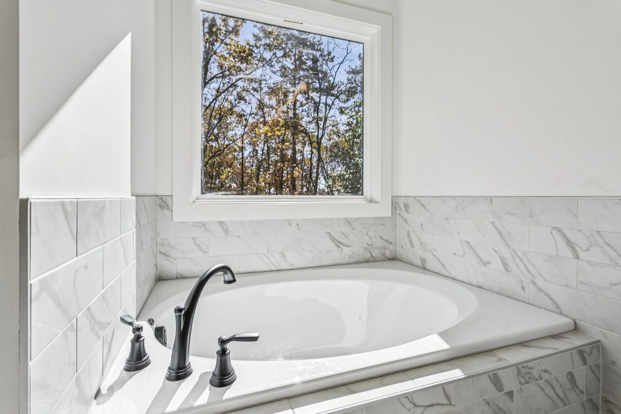 651 Chestnut Hill Rd_216.jpg