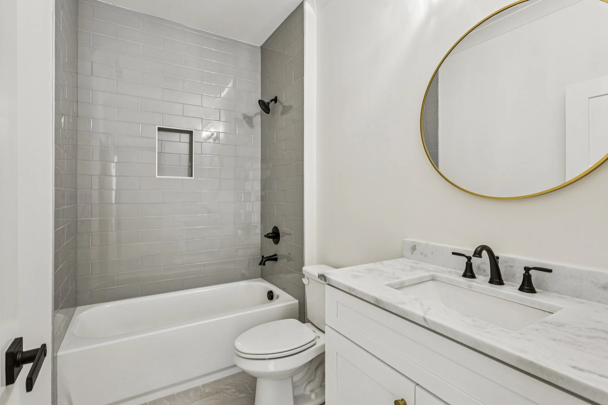 651 Chestnut Hill Rd_246.jpg