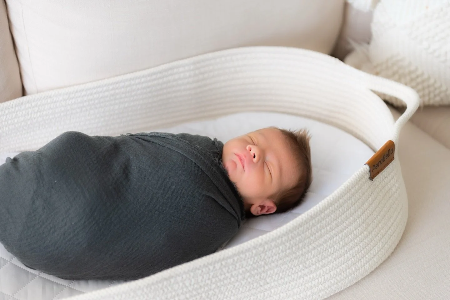 Newborn photo shoot with this handsome boy. 🤍