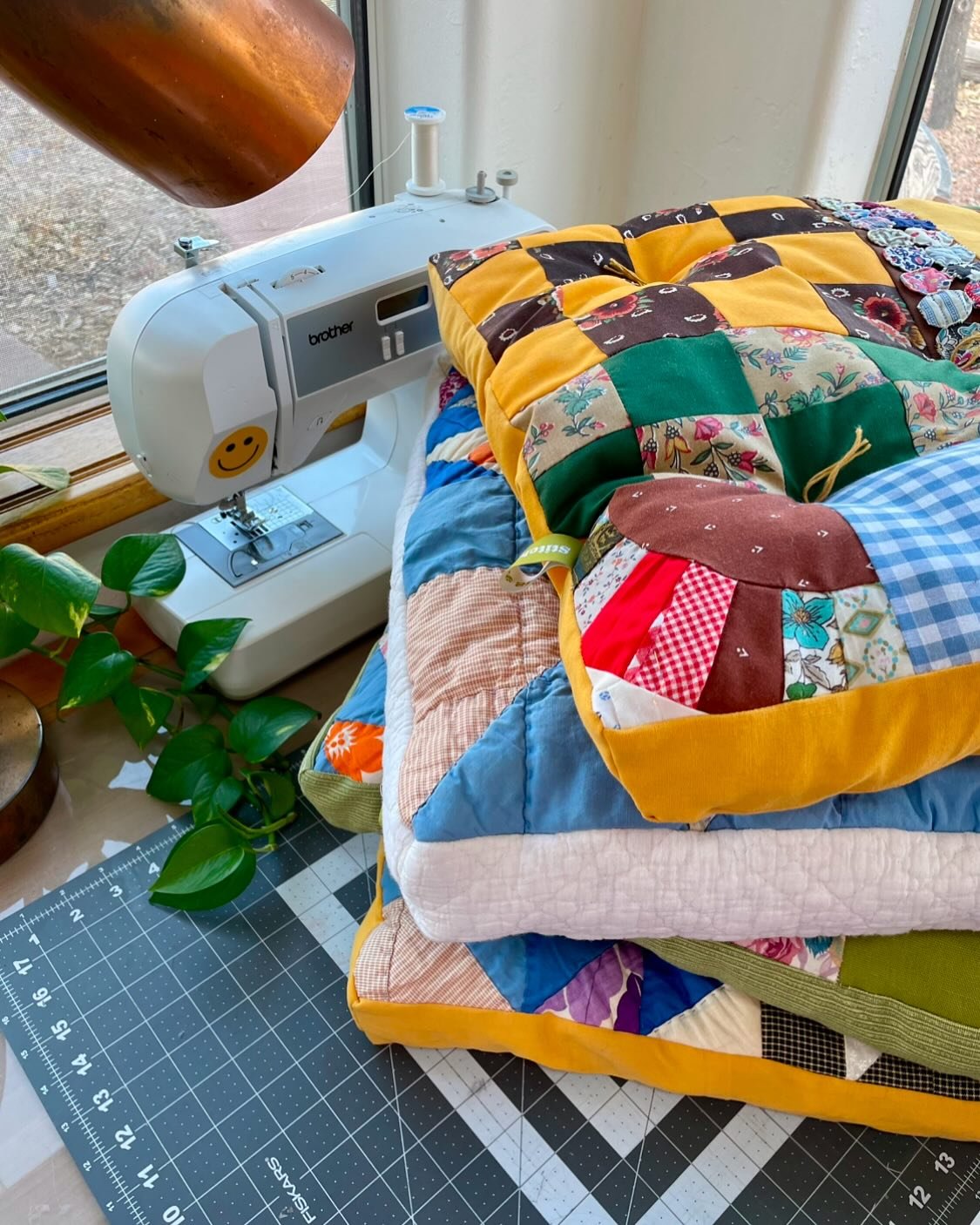 We are moving to Georgia! And I made pet beds!

Under the pretty quilt squares and vintage fabric, I stashed away my fabric scraps and yarn trimming between layers of stuffing. A little of piece of every project I worked on while living in New Mexico