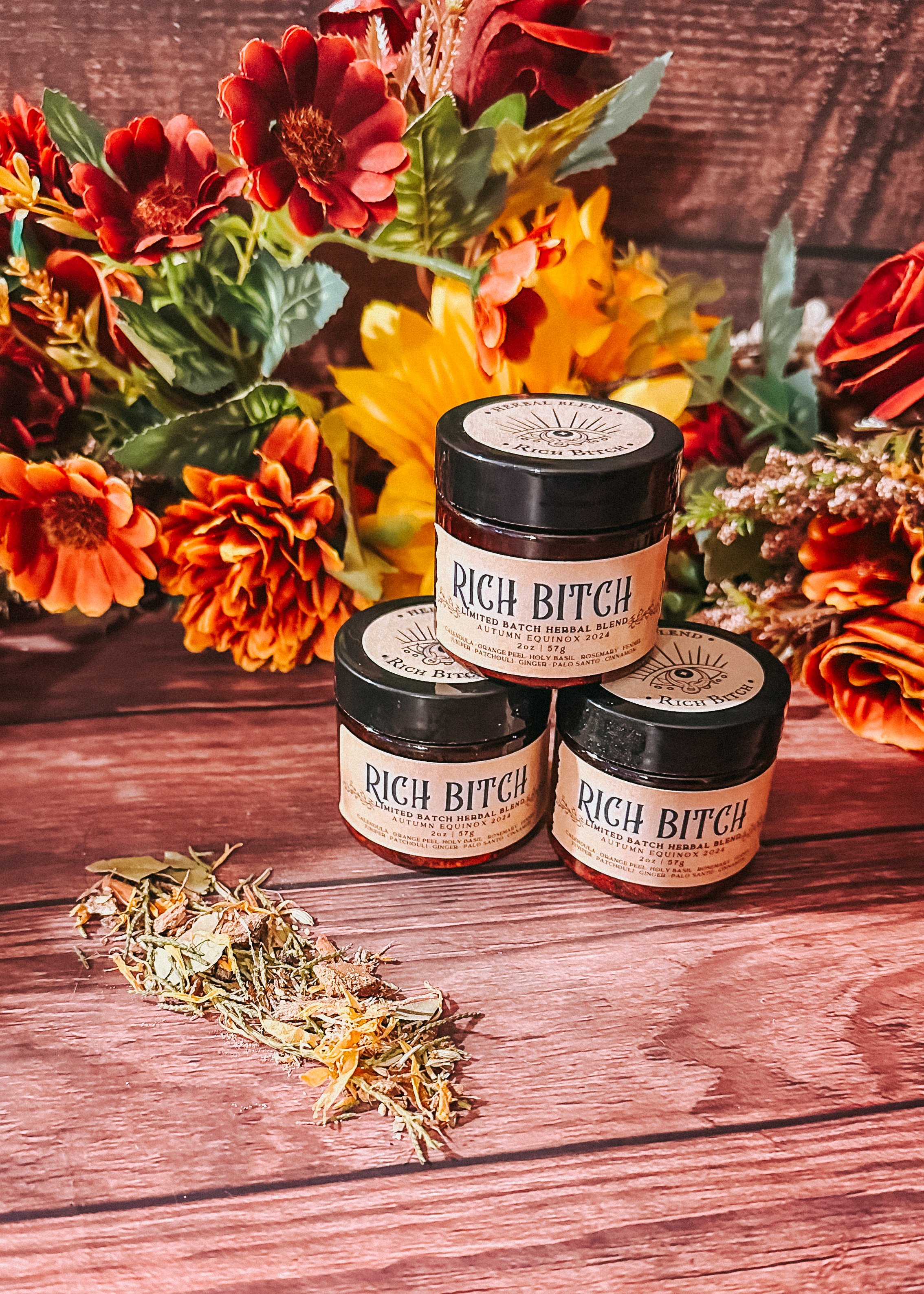 Infused with a powerful Tiger’s Eye crystal, this blend features ingredients like Patchouli, Cinnamon, Bay Leaves, and Holy Basil.