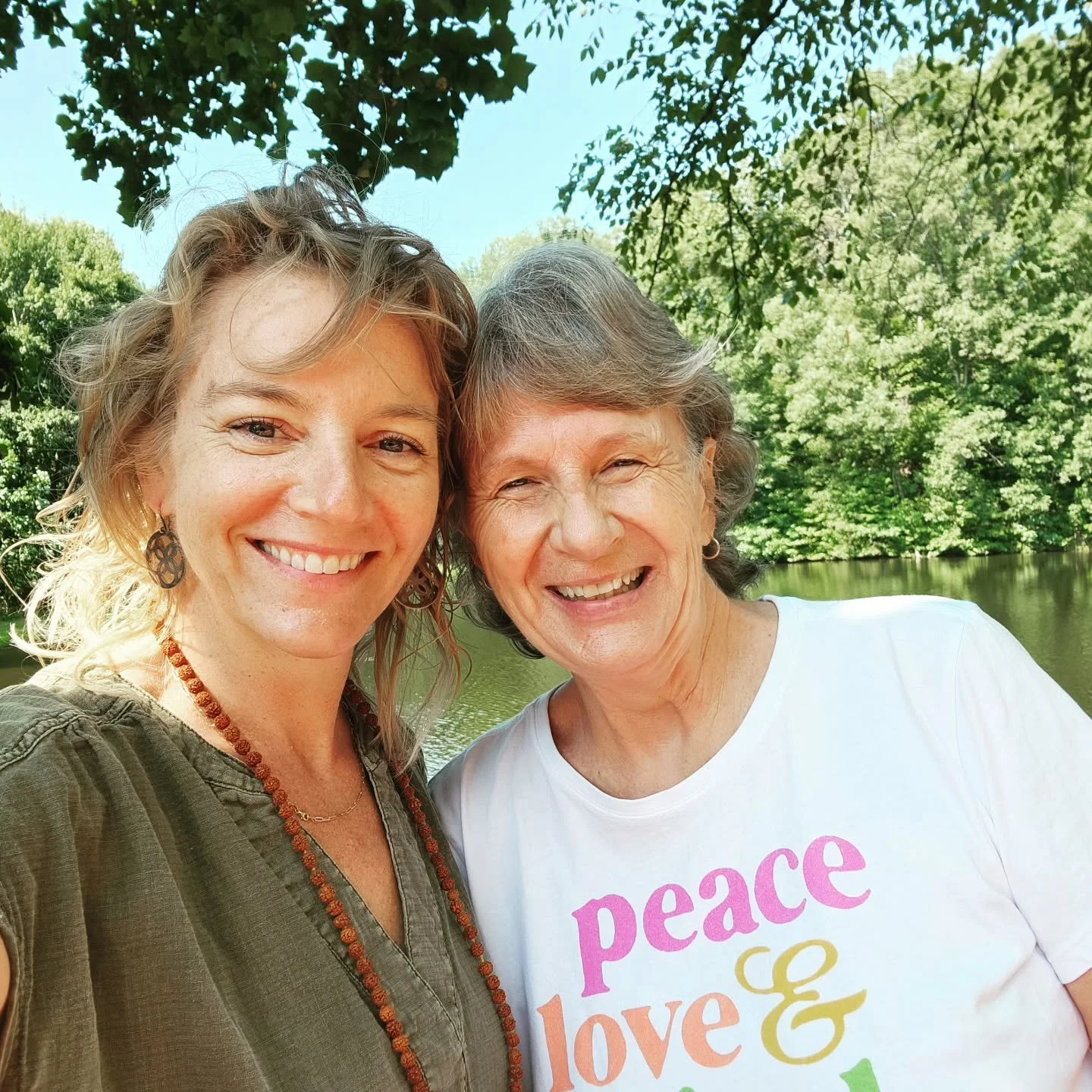 I&nbsp;breathed with Grace of Open Heart Breathwork last weekend. We connected during our training in 2018 and have since dedicated ourselves to paths of peace. Her vibe is one of the highest you'll get to experience!&nbsp;

It's essential to me that