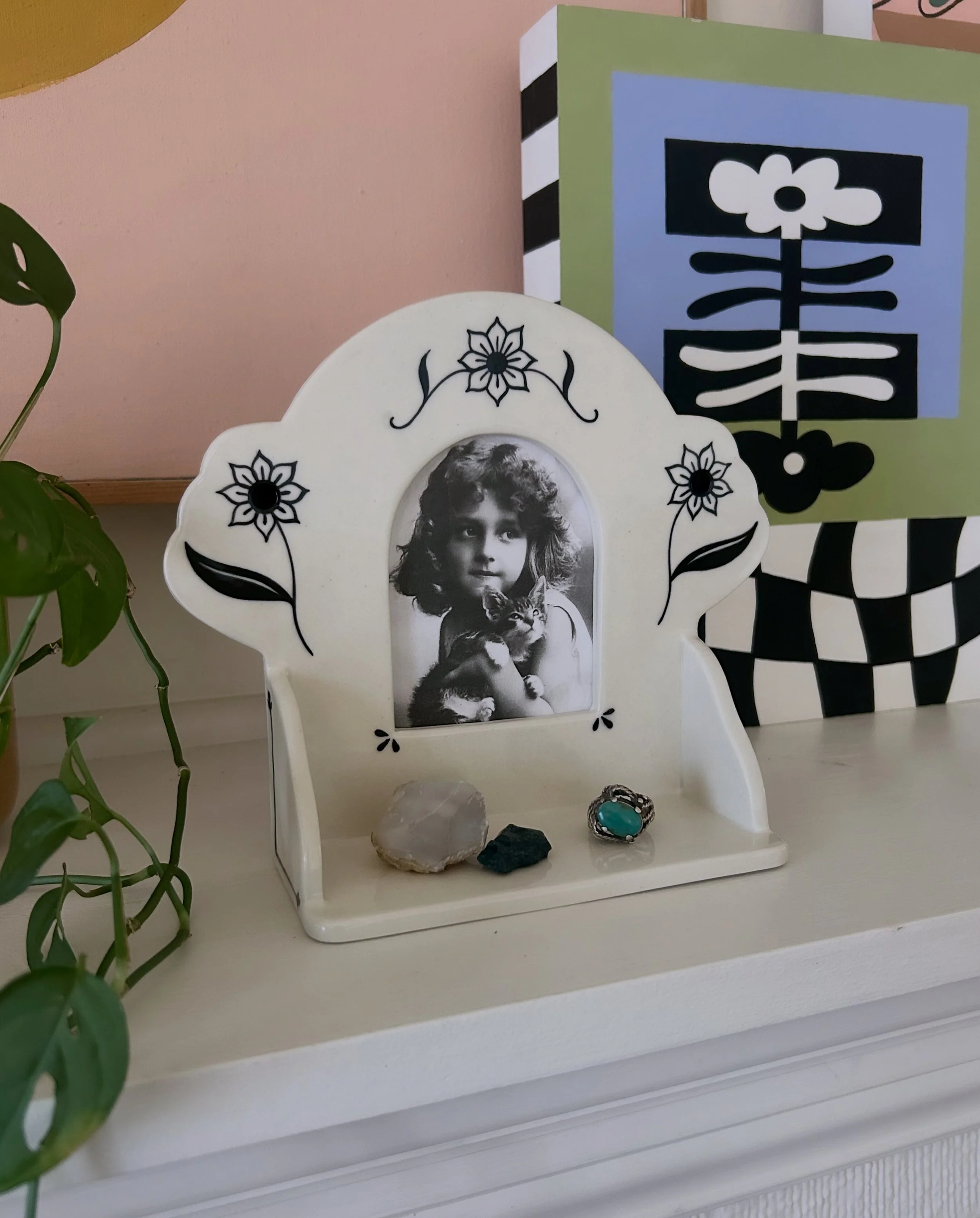 Arched Flower Frame Shelf