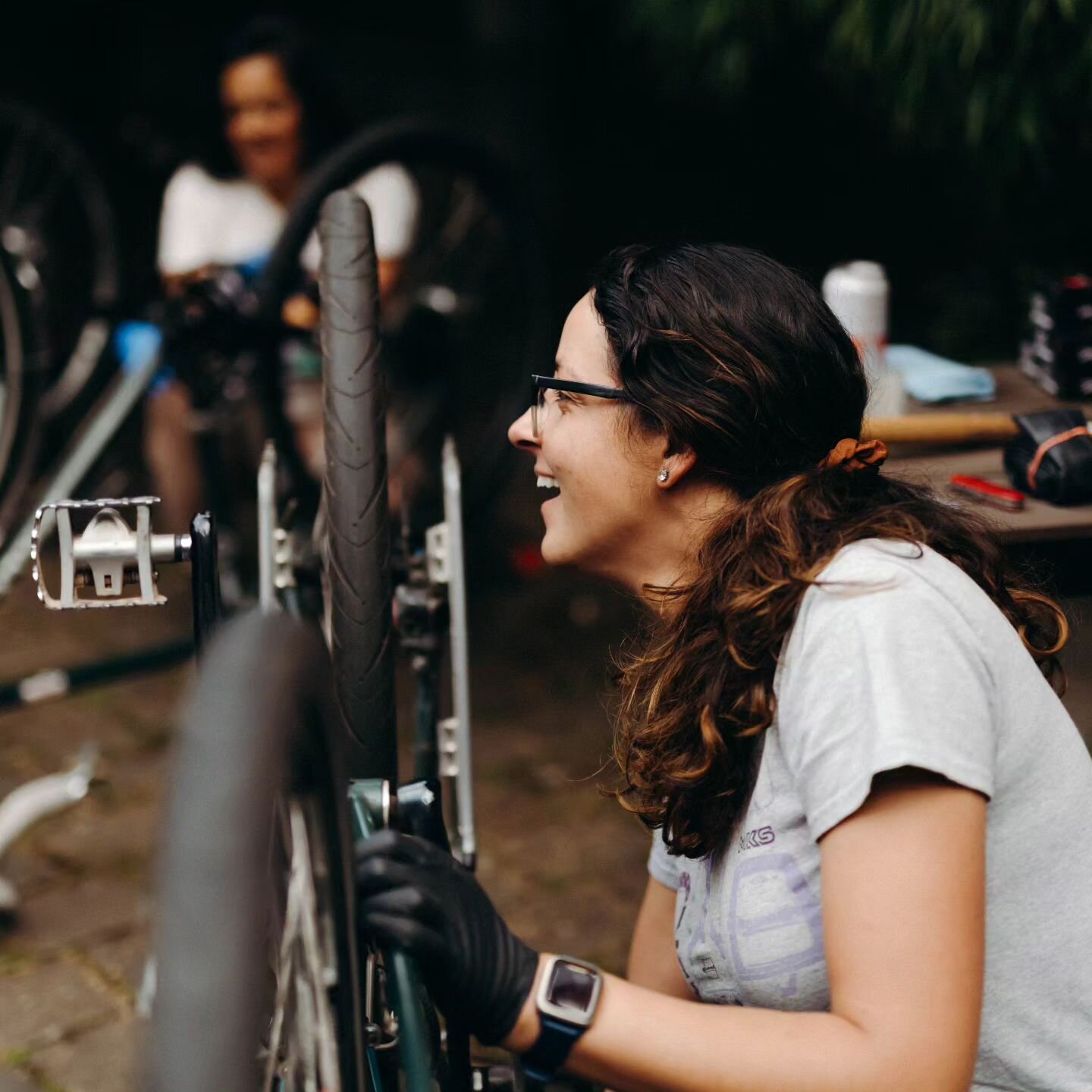 HAPPY BIKE EVERYWHERE MONTH! We're partnering with @collectivechemistry this month to give the people what they want, which is free basic bike maintenance and how to be comfy on a bike classes. Join us this Tuesday, 5/9 at 6pm at Collective Chemistry