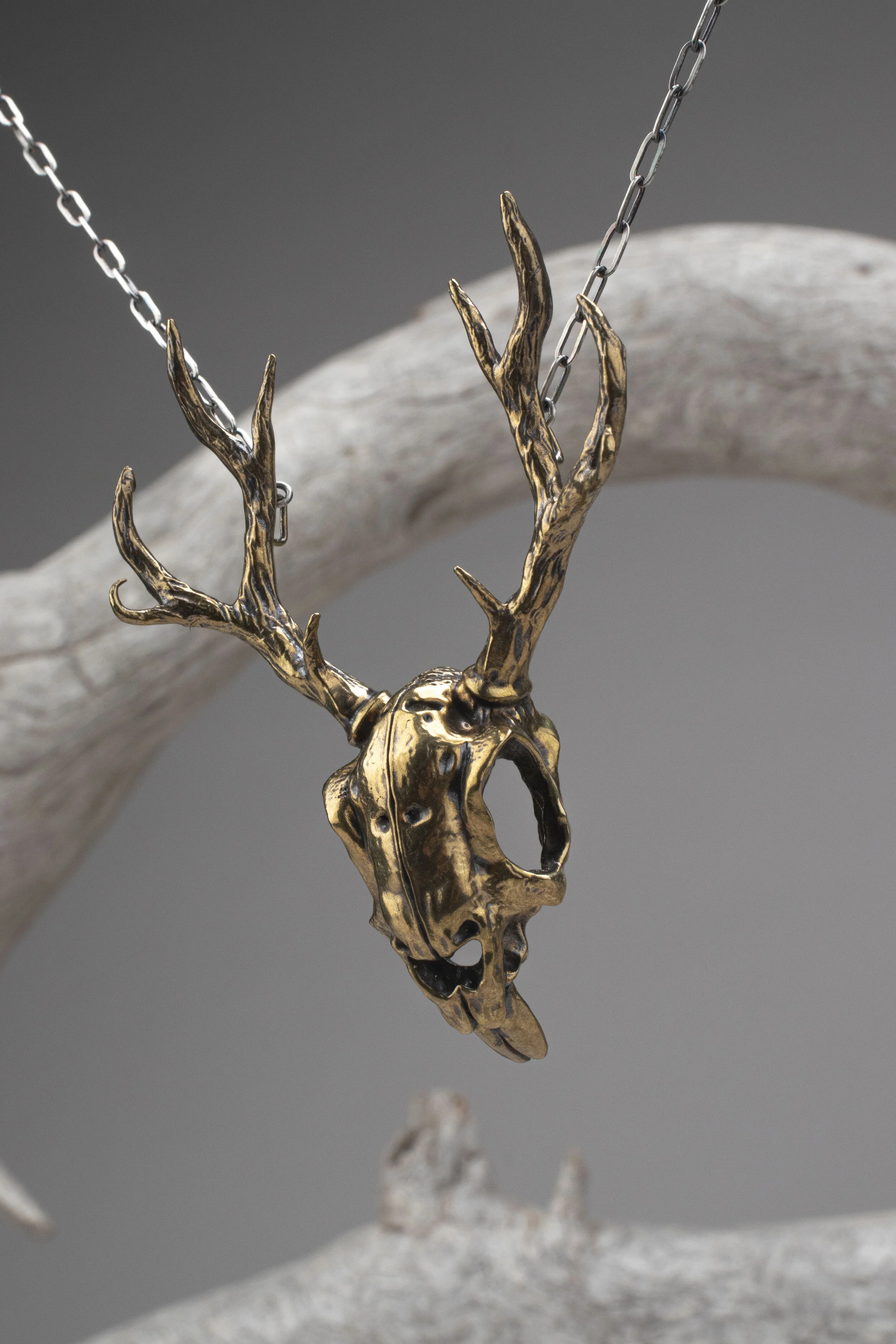 Gleam Jackalope Necklace:

The Jackalope is a mythical creature, depicted as a hare or rabbit with horns, said to exist in parts of North America. This strange creature was first seen as a mounted head in the 1930’s and quickly prompted storytellers 