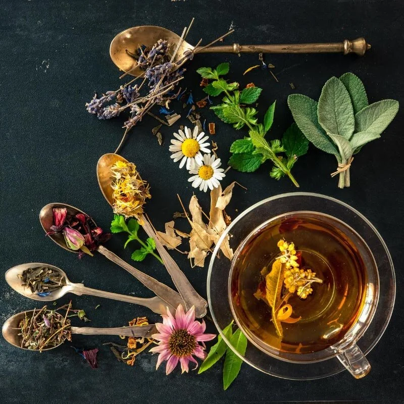 Best Teas for Glowing and Balanced Skin