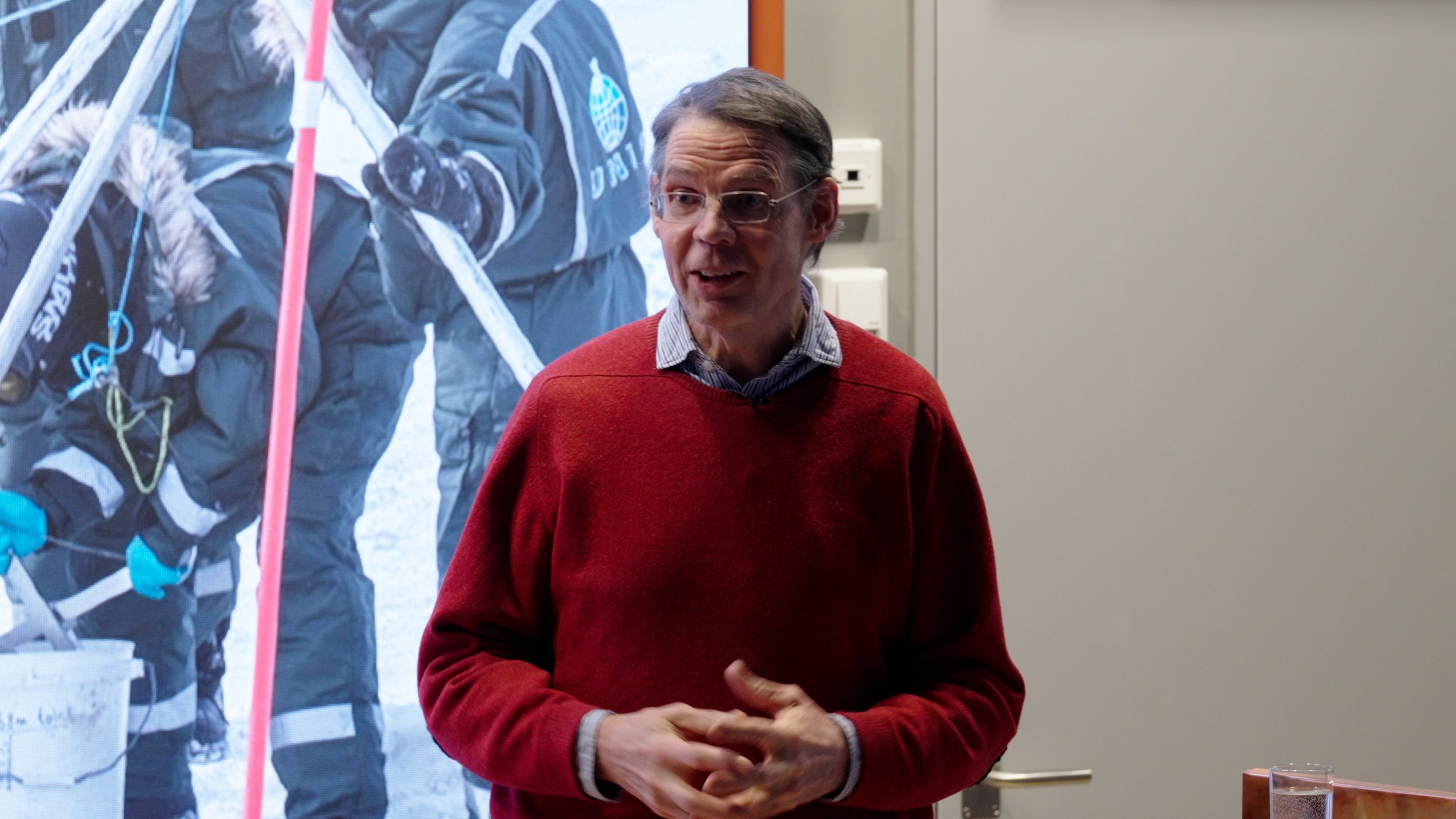 Lantern Lectures 2025: Creeping risks of the Arctic: How Svalbard Science can help us to see, understand and adapt