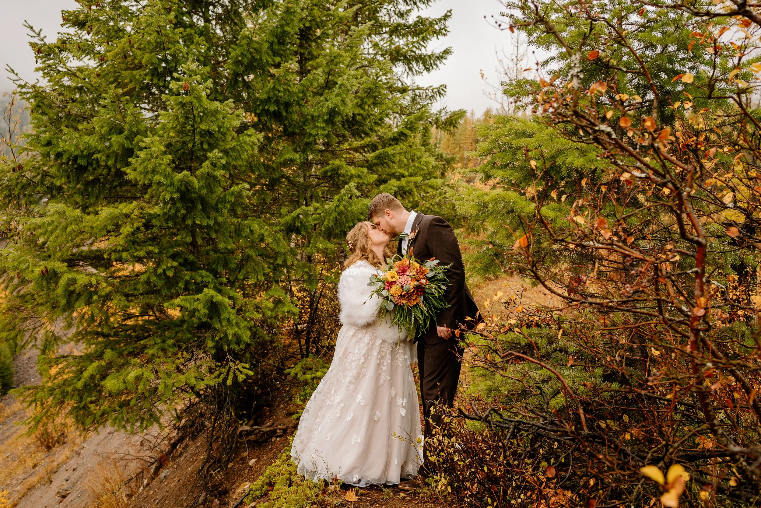 EVANSWEDDING2002-FIRSTLOOKANDCOUPLESPORTRAITS-8 (1).jpg