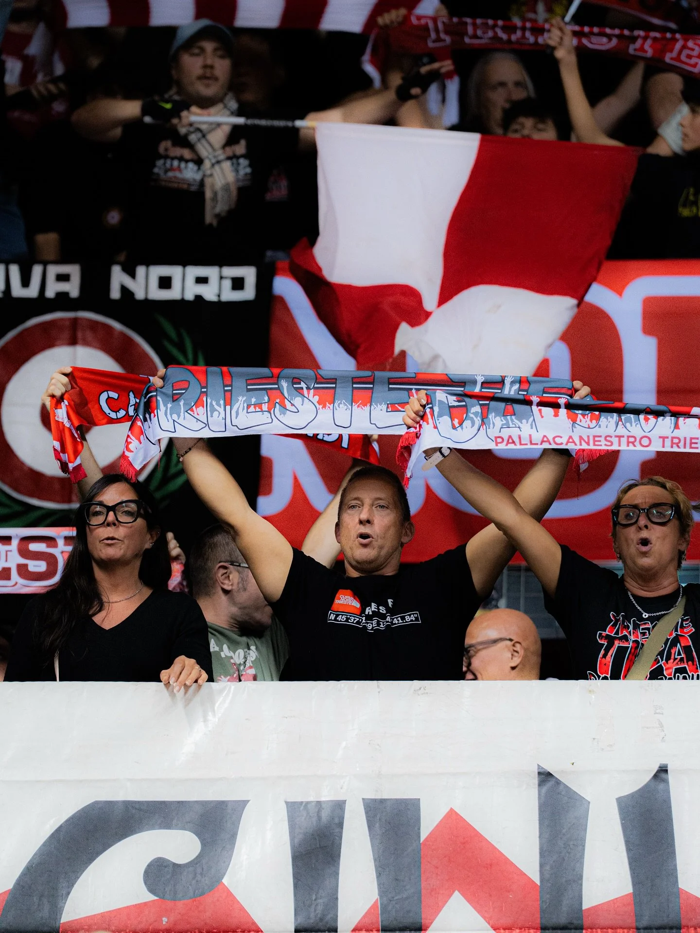 &ldquo;In Trieste, at sunset, it feels as though the sea splits open in red. A dense color: not diffused in the air, but clinging in heavy layers to things. The scene, grand. The sun burns the sea, and you can tell it never goes out.&rdquo; So wrote 