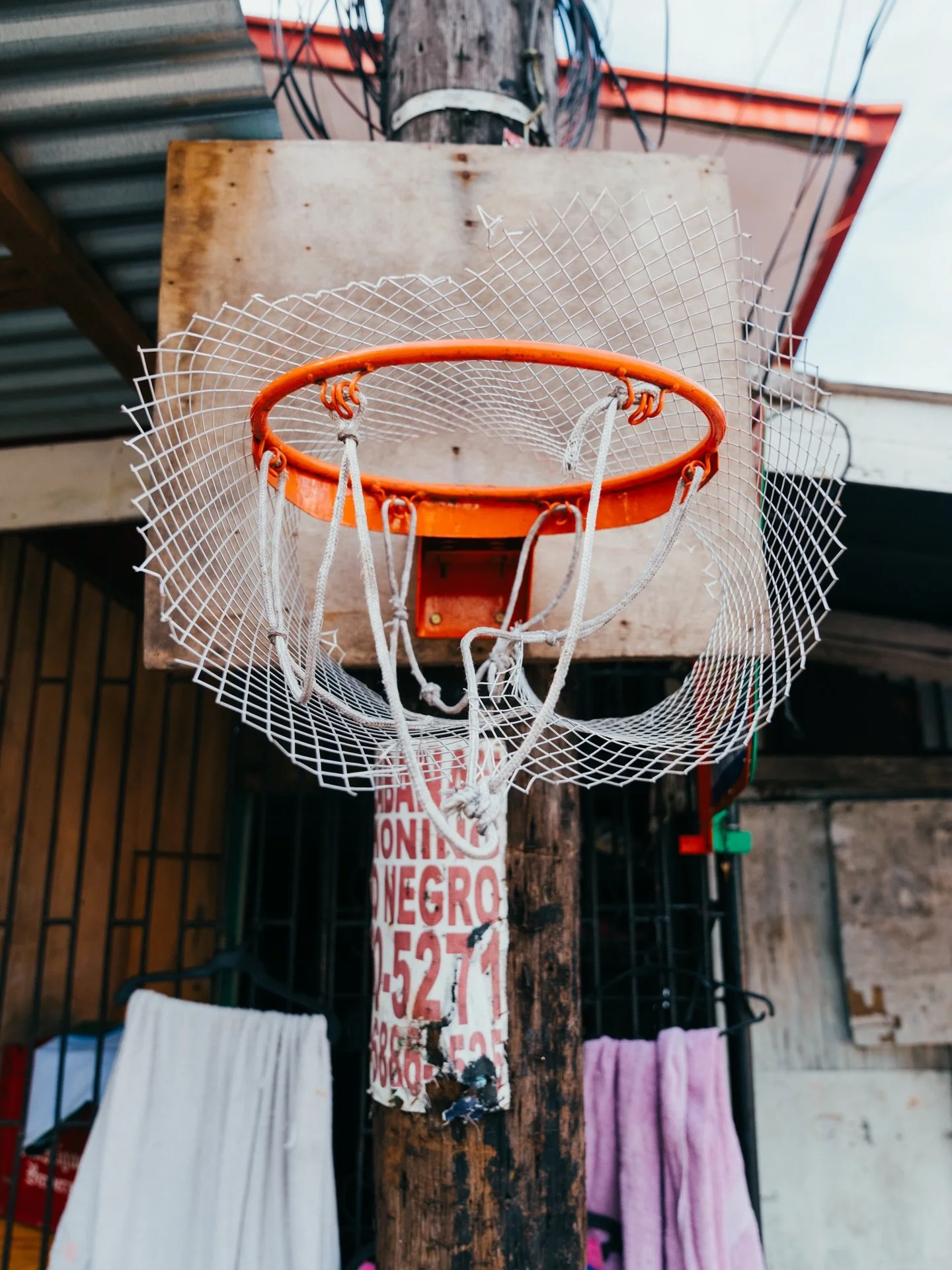 &ldquo;Along the packed banks of the river Pasig, everything flows at such a hurried pace as to appear slow, congested and paralyzed. It is no coincidence that so many kaiju, Godzilla-like monsters, passed through Manila, where each alley seems an in