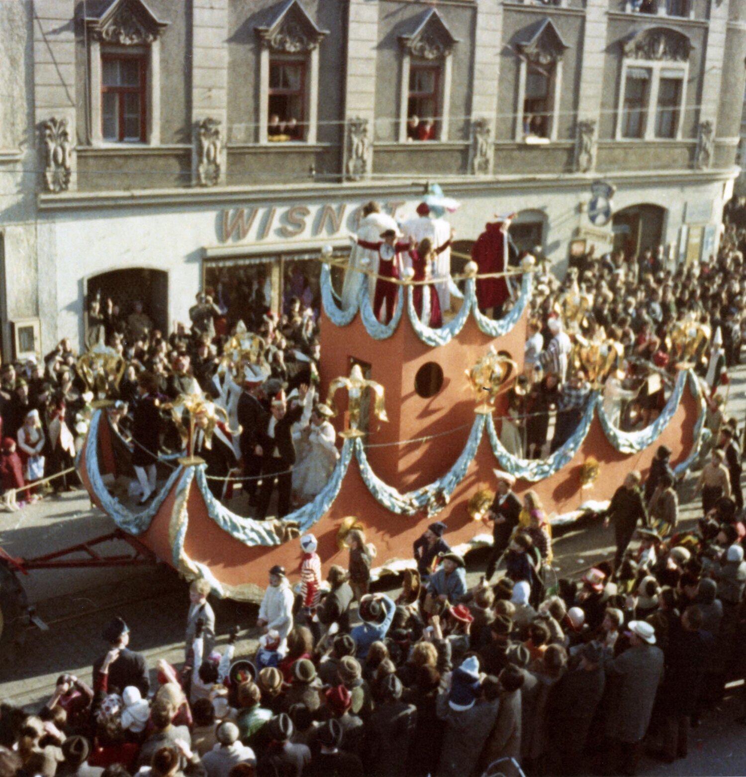 Wagen des Faschingsprinzenpaares 1970.