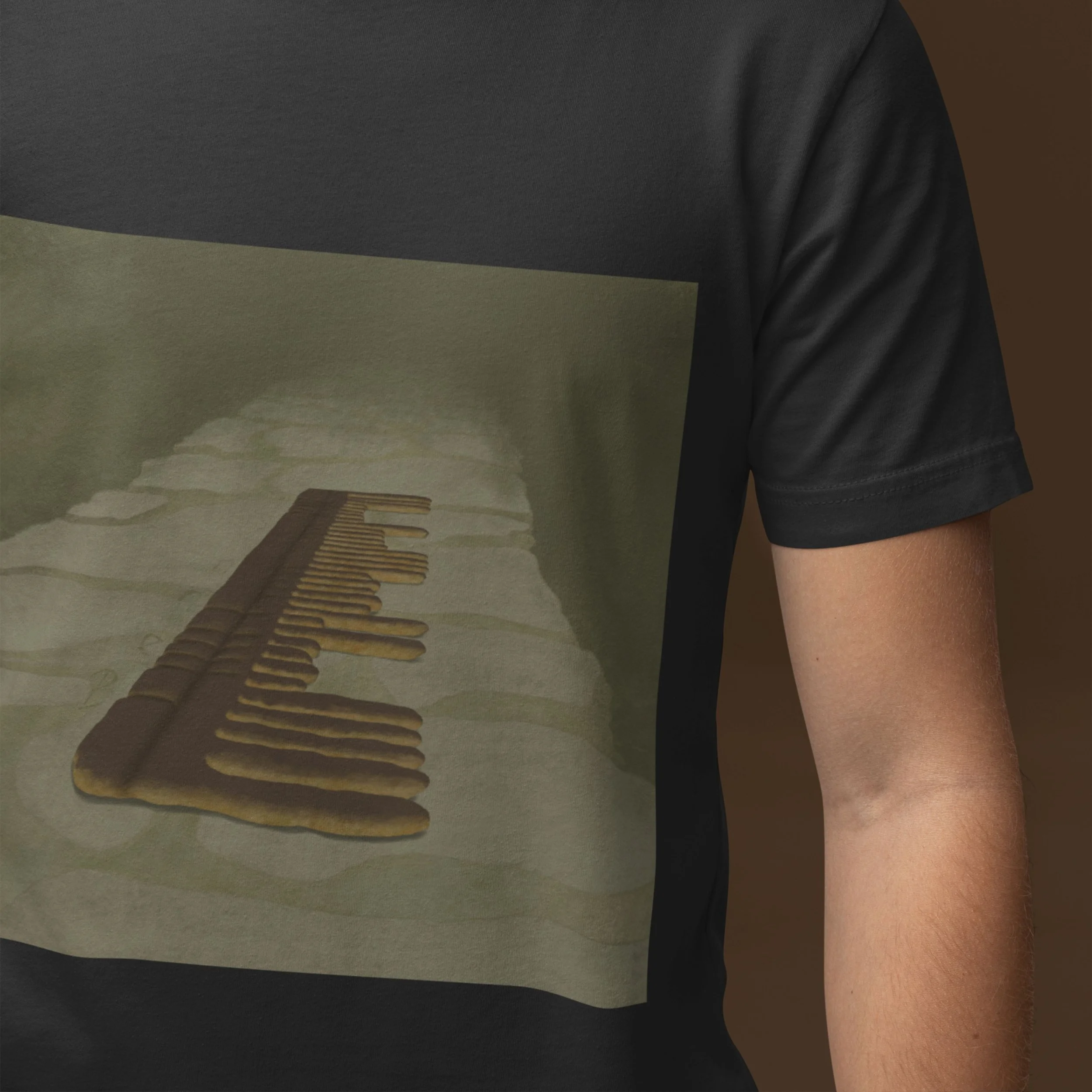 Man wearing Bean Sí Comb t-shirt