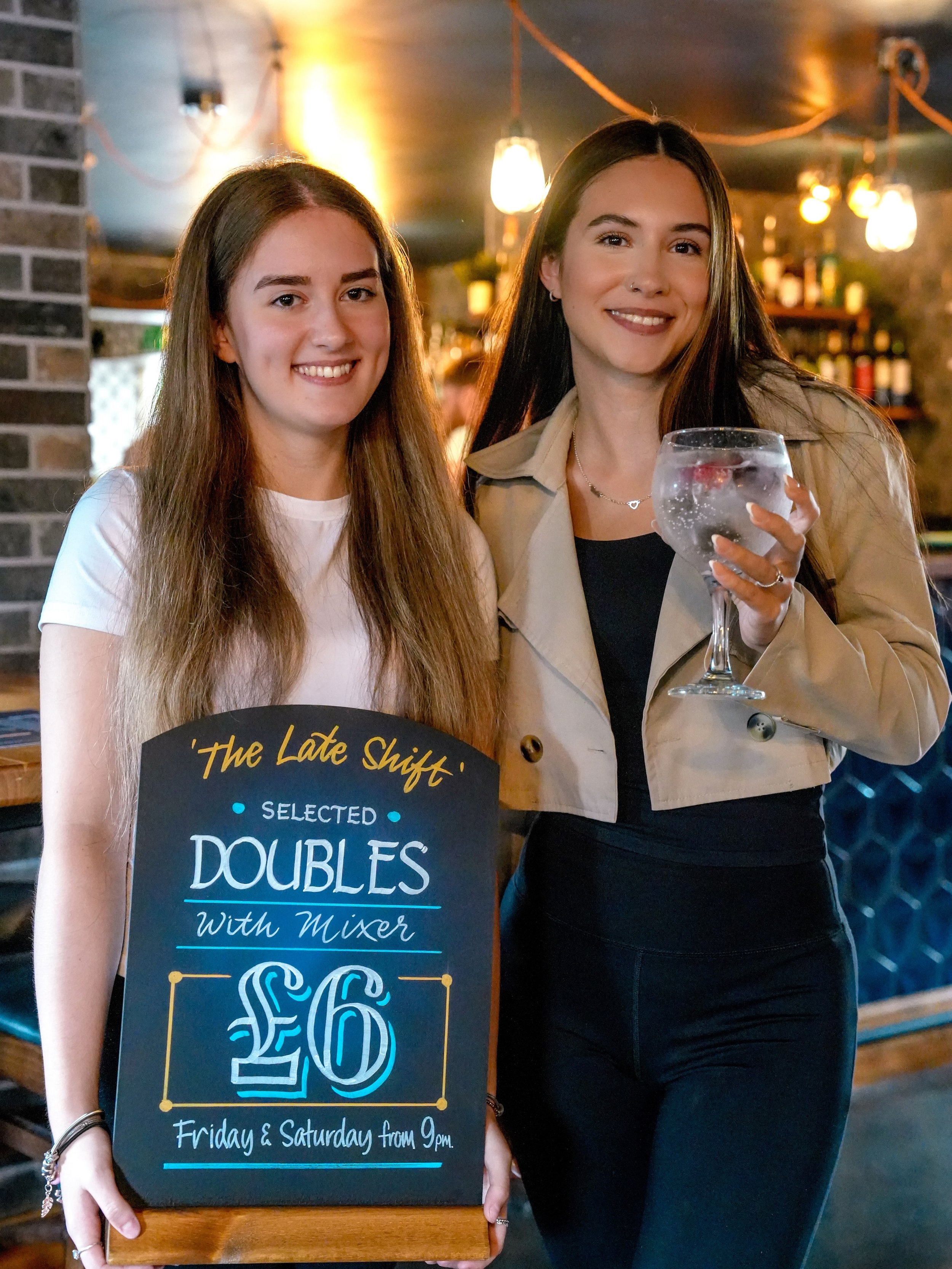 It&rsquo;s almost 5pm&hellip; so you know what that means 👀

Laptop shut. Group chat active. First round pending 🍻

Join us tonight for some well deserved pints and keep the weekend rolling with &hellip;.
🥃 Selected doubles + mixer for &pound;6
⏰ 