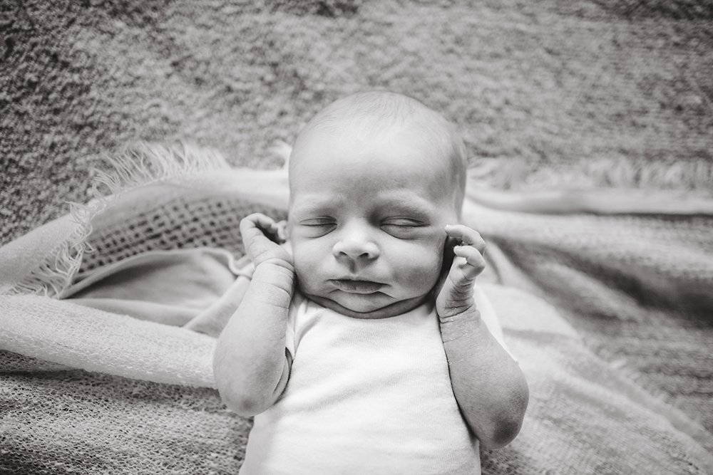 Hagan-Newborn-Dallas-Paige-Rance-Photography-Slides12.jpg