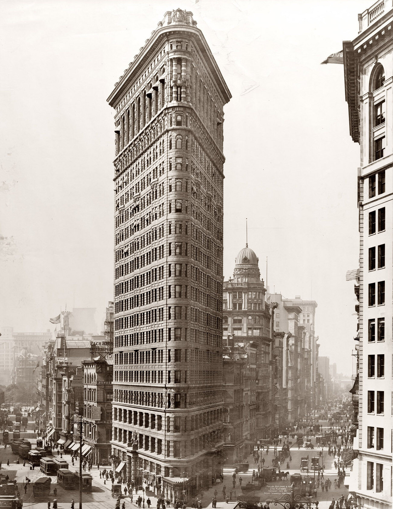 Skyscraper, the Heterotopia par “Excellence”