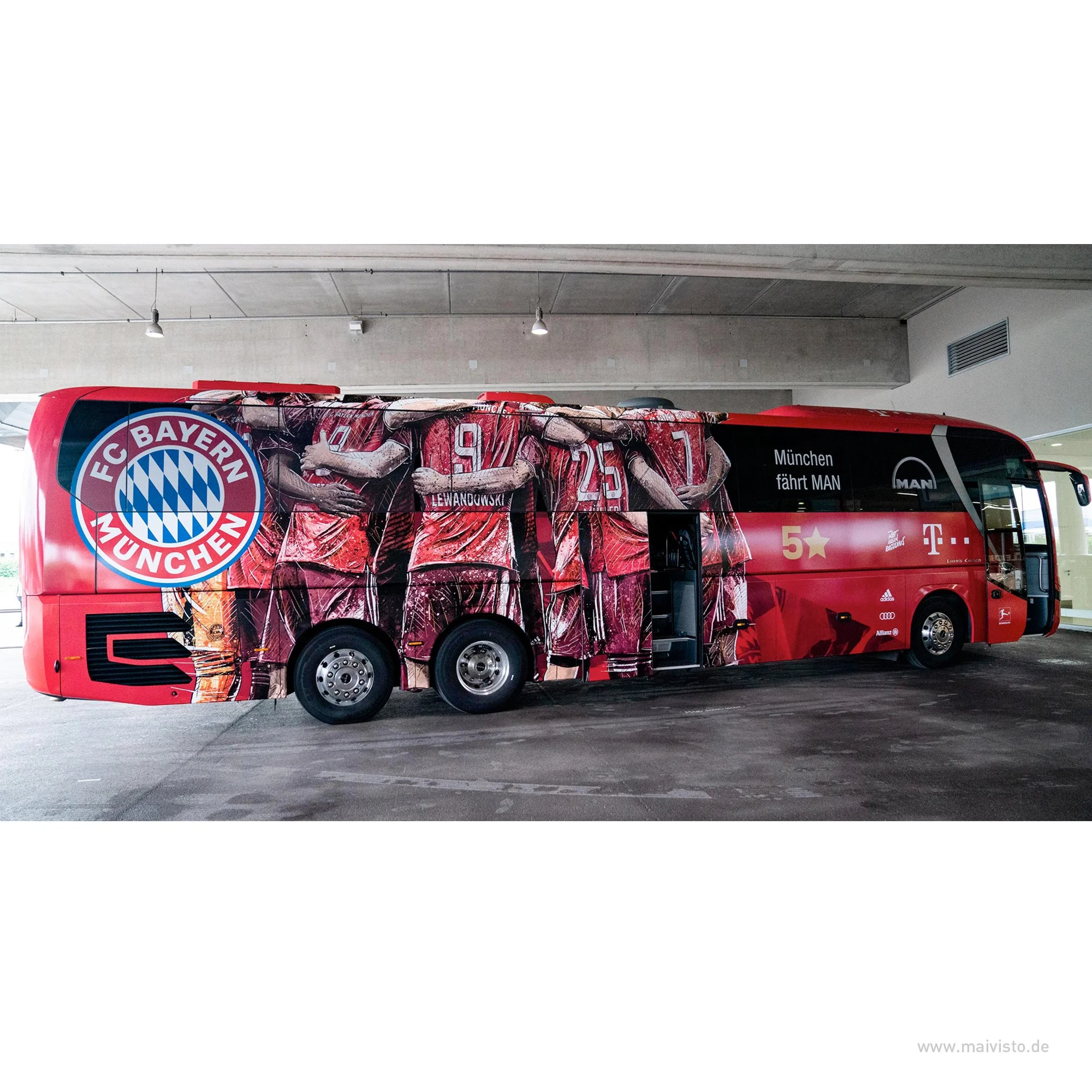 FC Bayern Munich Team Bus Illustration