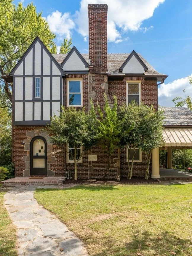 Arches on arches on arches 😍 

This Beverly Hills Tudor is packed with personality, and we couldn&rsquo;t love it more. From glass doorknobs to dentil molding to hardwood floors that have seen decades of stories, it&rsquo;s giving timeless charm wit