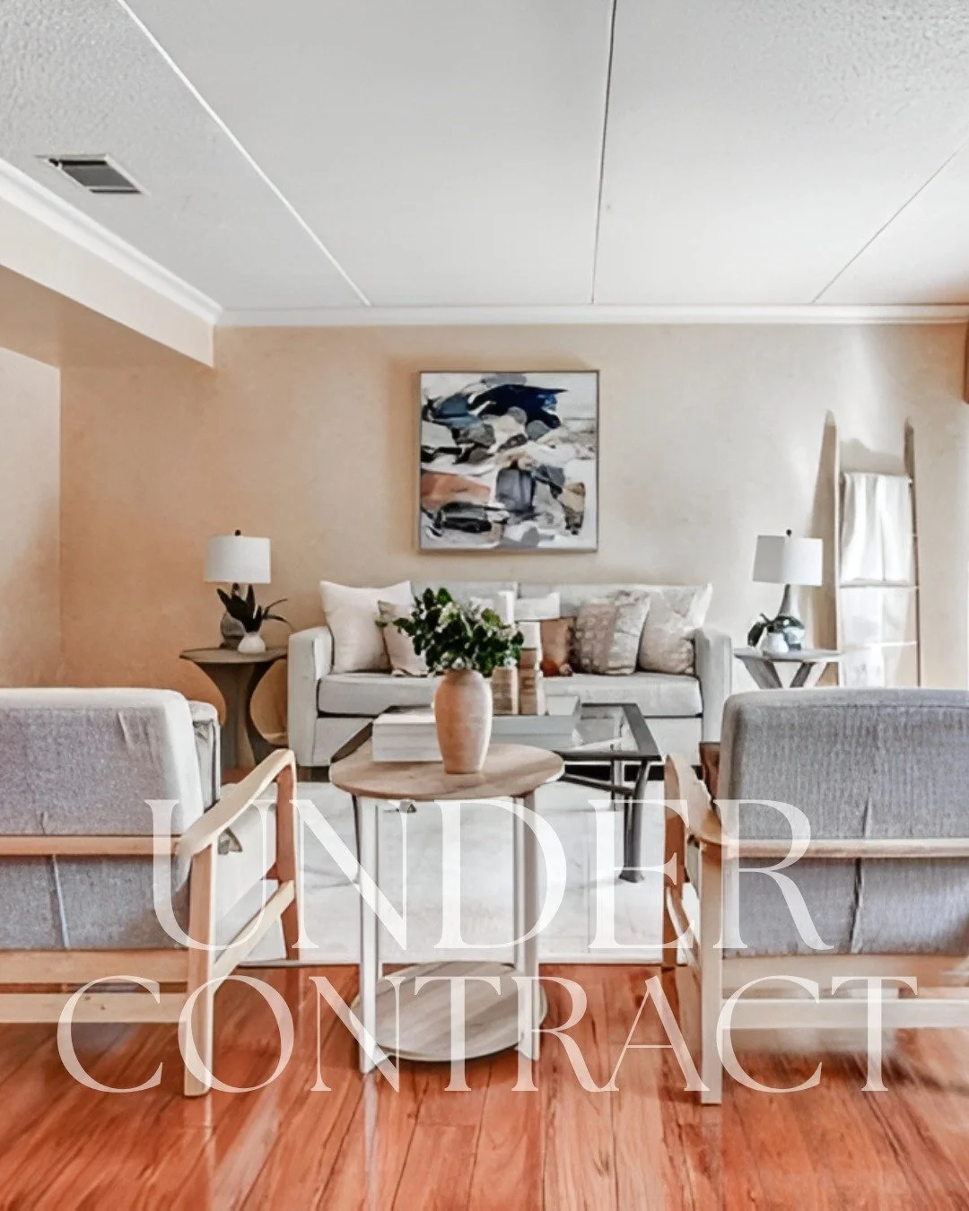 Sometimes the search is anything but simple, and that makes the win even sweeter. 🍭

Congratulations to @mahinadouglas and her buyers on going under contract on this updated Pikesville condo! Finding the right space to accommodate a home based busin