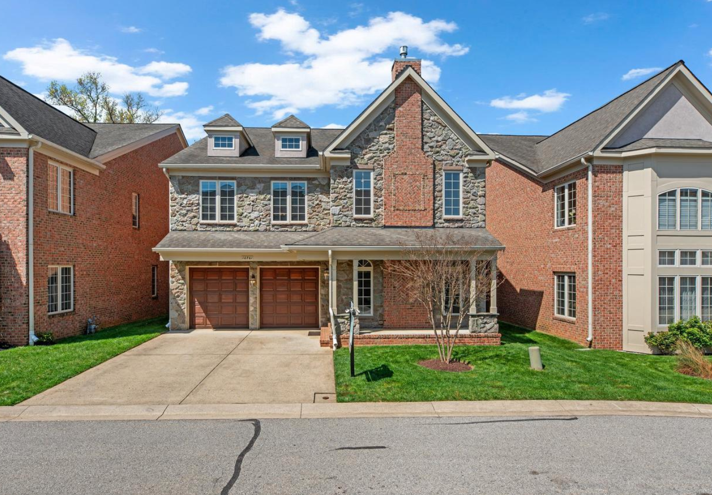 sold in columbia for $895,000
