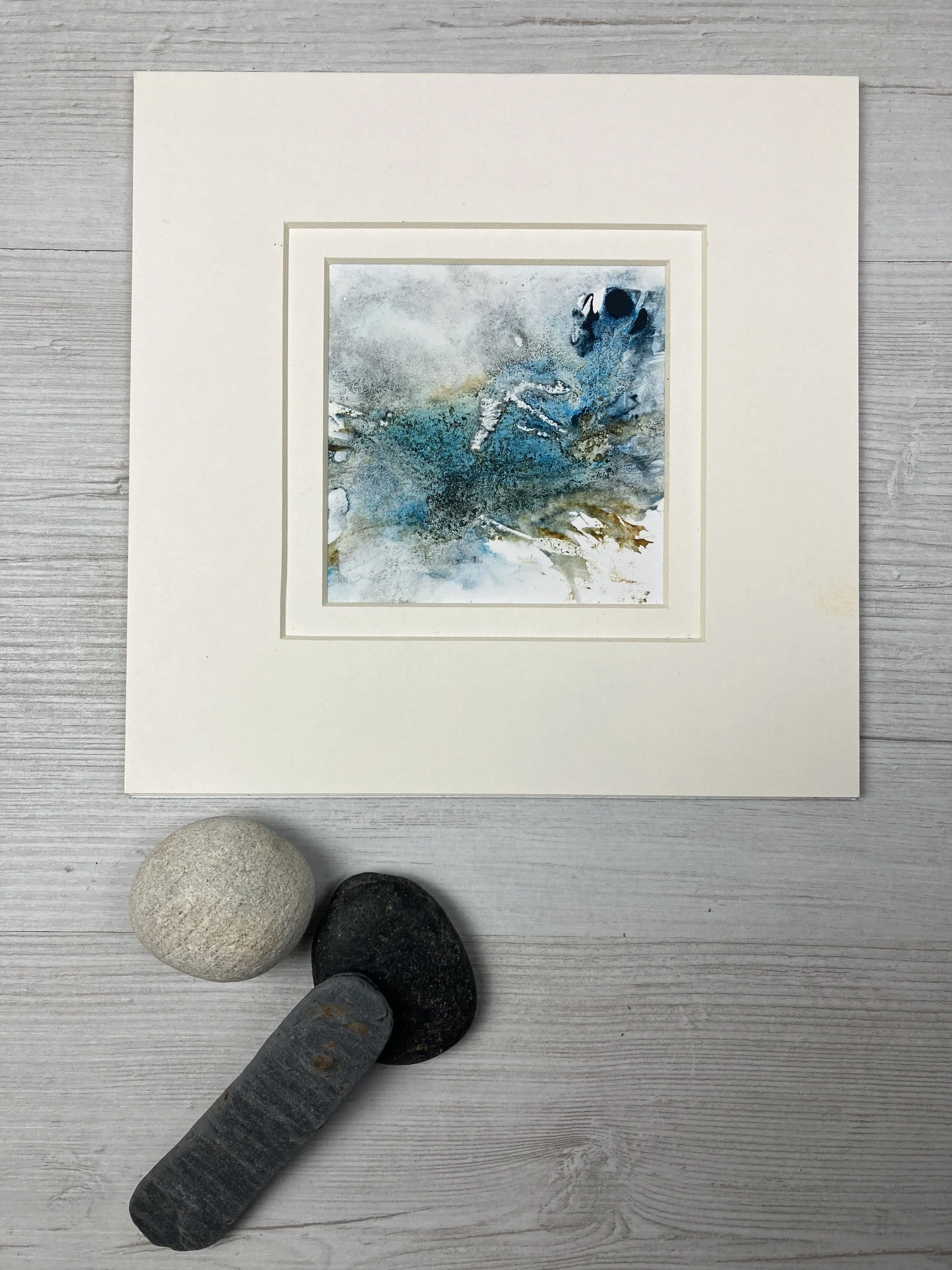 Dissolves into the Mist