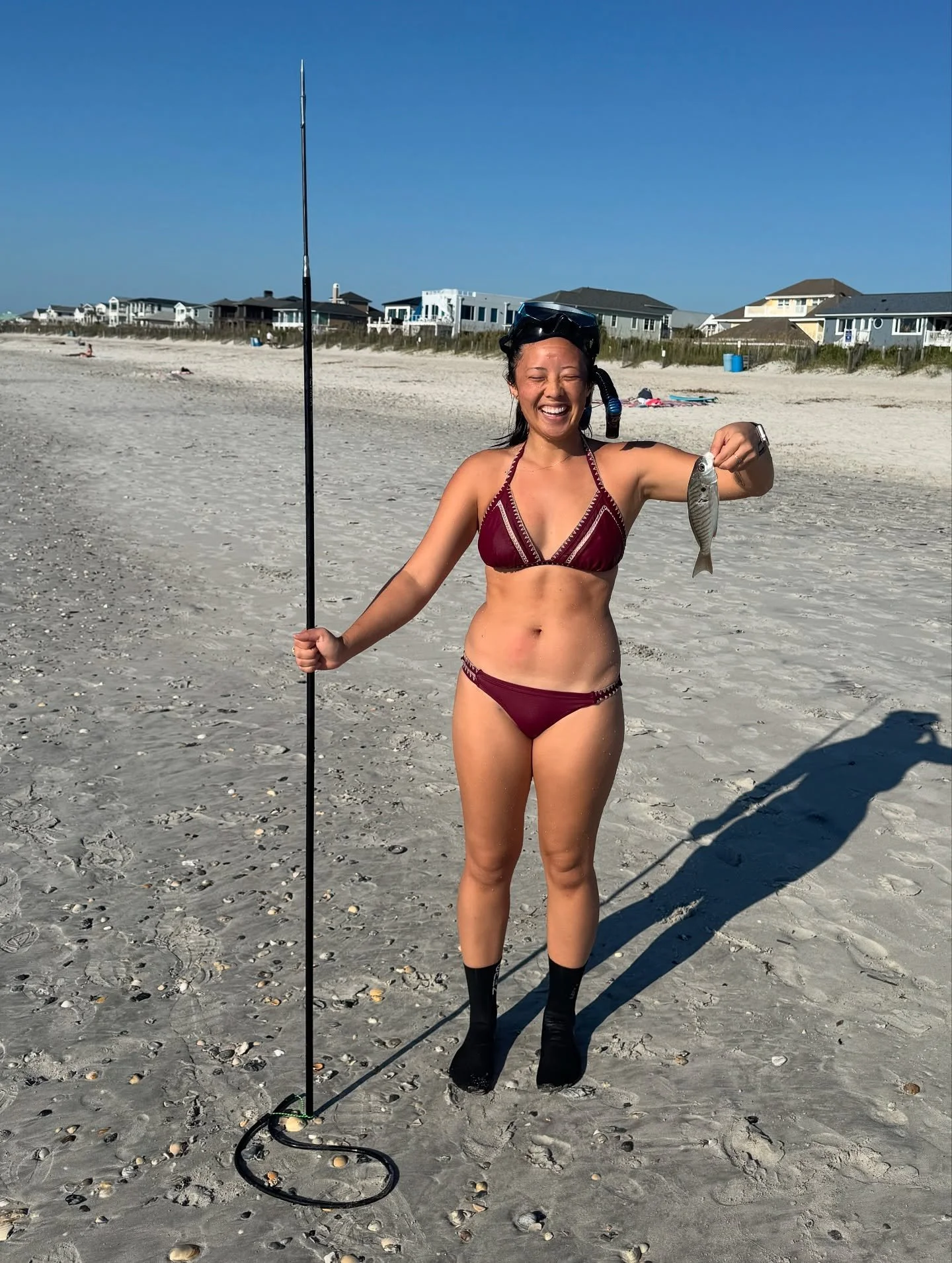 It's been months since I've posted and instead of coming back to share my trips to NY, or Europe, or Cali, the Coldplay concert, or having friends at the beach.... Here's a bunch of things from the ocean. Enjoy(:
Plus some random bonus content